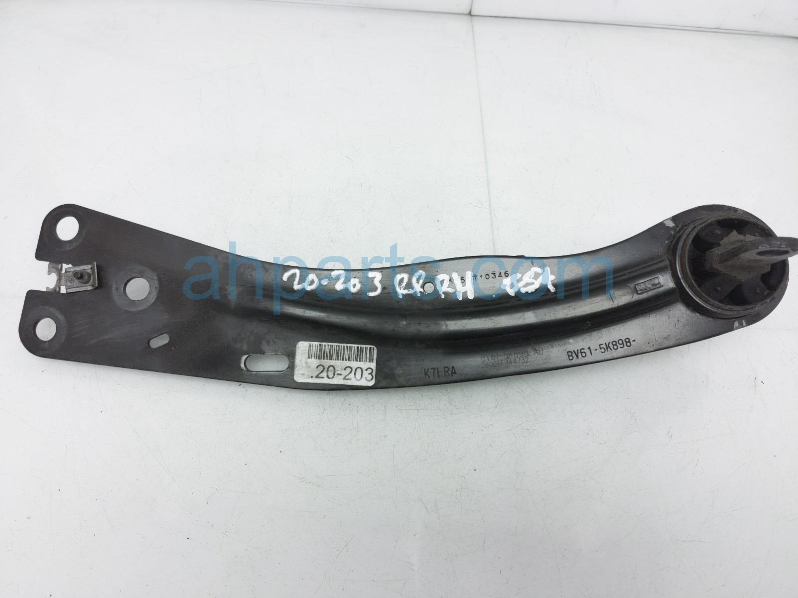 $40 Ford RR/RH TRAILING CONTROL ARM $40 Ford RR/RH TRAILING CONTROL ARM