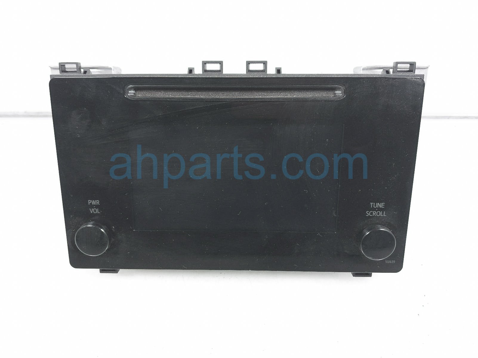 $79 Toyota RADIO & SCREEN DISPLAY ASSEMBLY