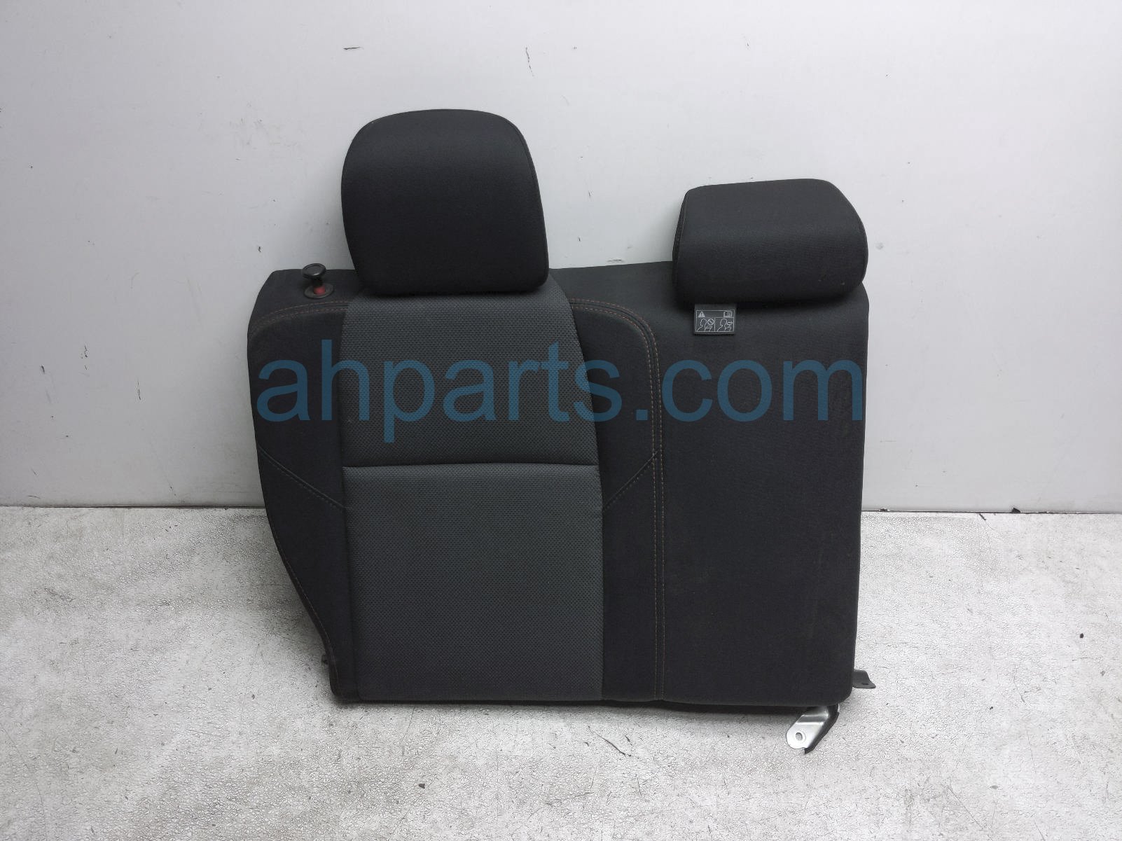 $69 Subaru RR/RH SEAT TOP CUSHION - BLACK CLTH $69 Subaru RR/RH SEAT TOP CUSHION - BLACK CLTH