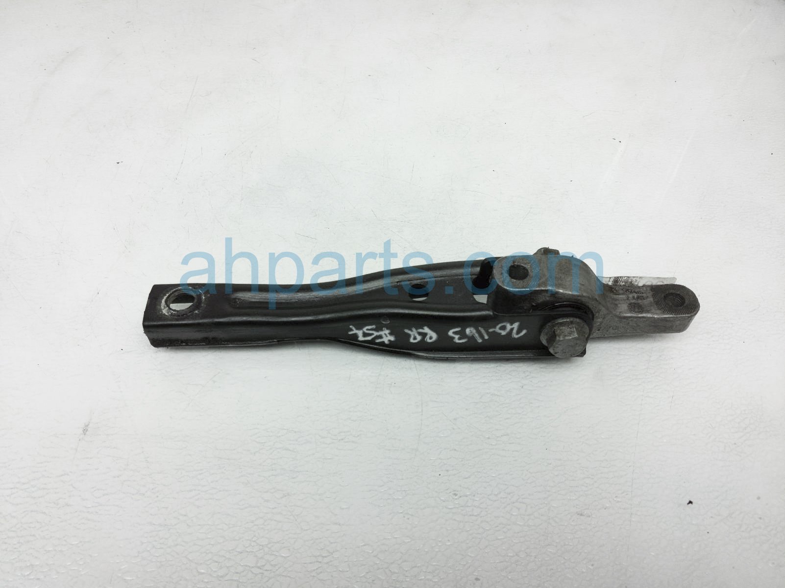 $22 Audi REAR CENTER SUPPORT $22 Audi REAR CENTER SUPPORT