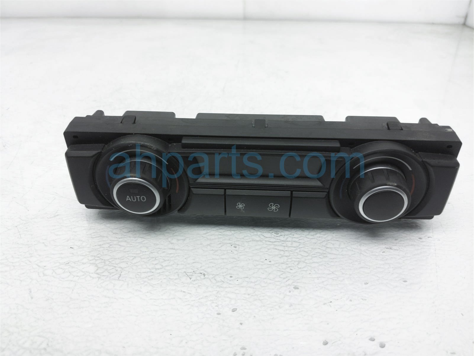 $50 BMW REAR AC & HEATER CONTROLS $50 BMW REAR AC & HEATER CONTROLS