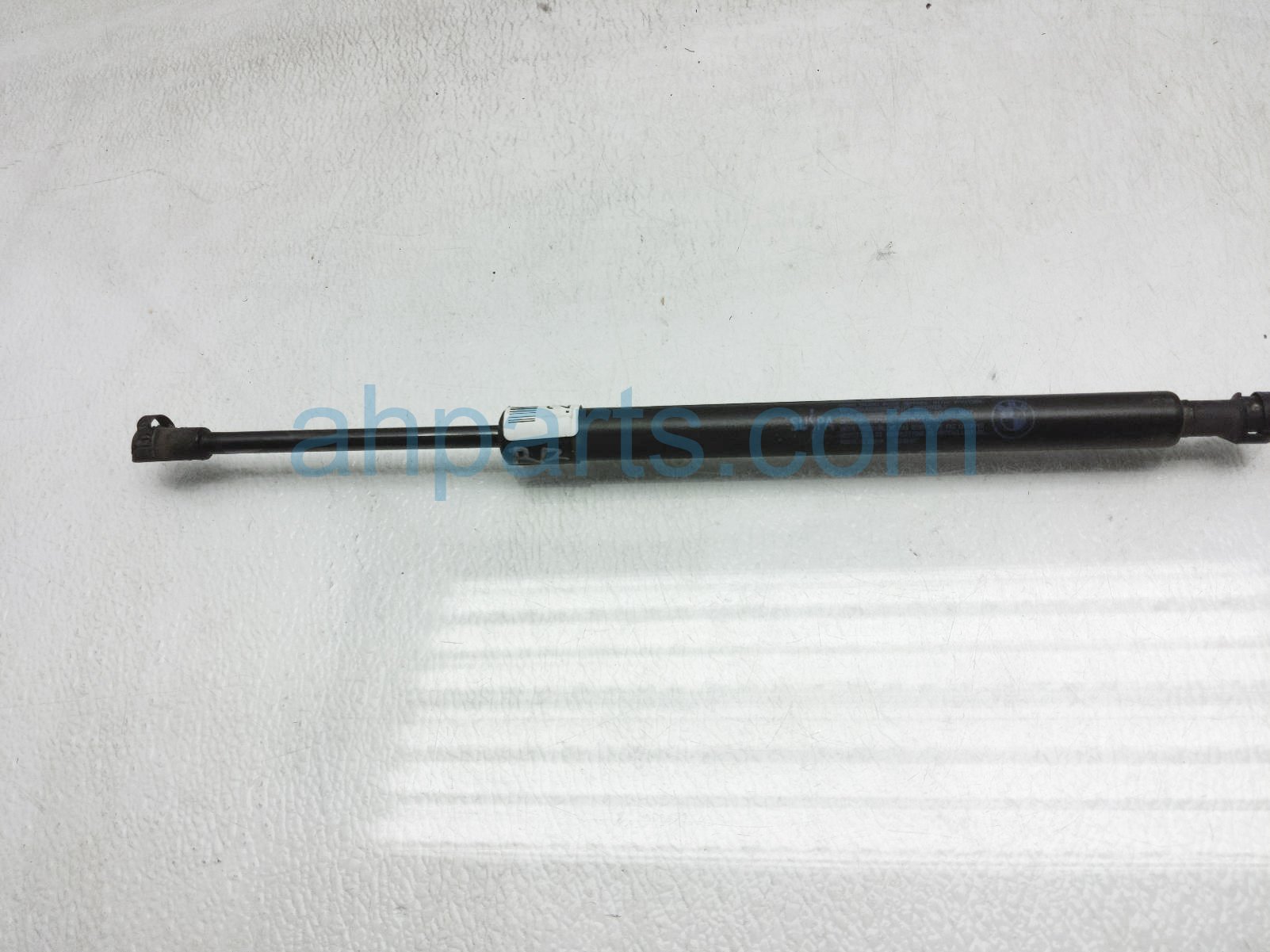 $10 BMW RH TRUNK SHOCK $10 BMW RH TRUNK SHOCK