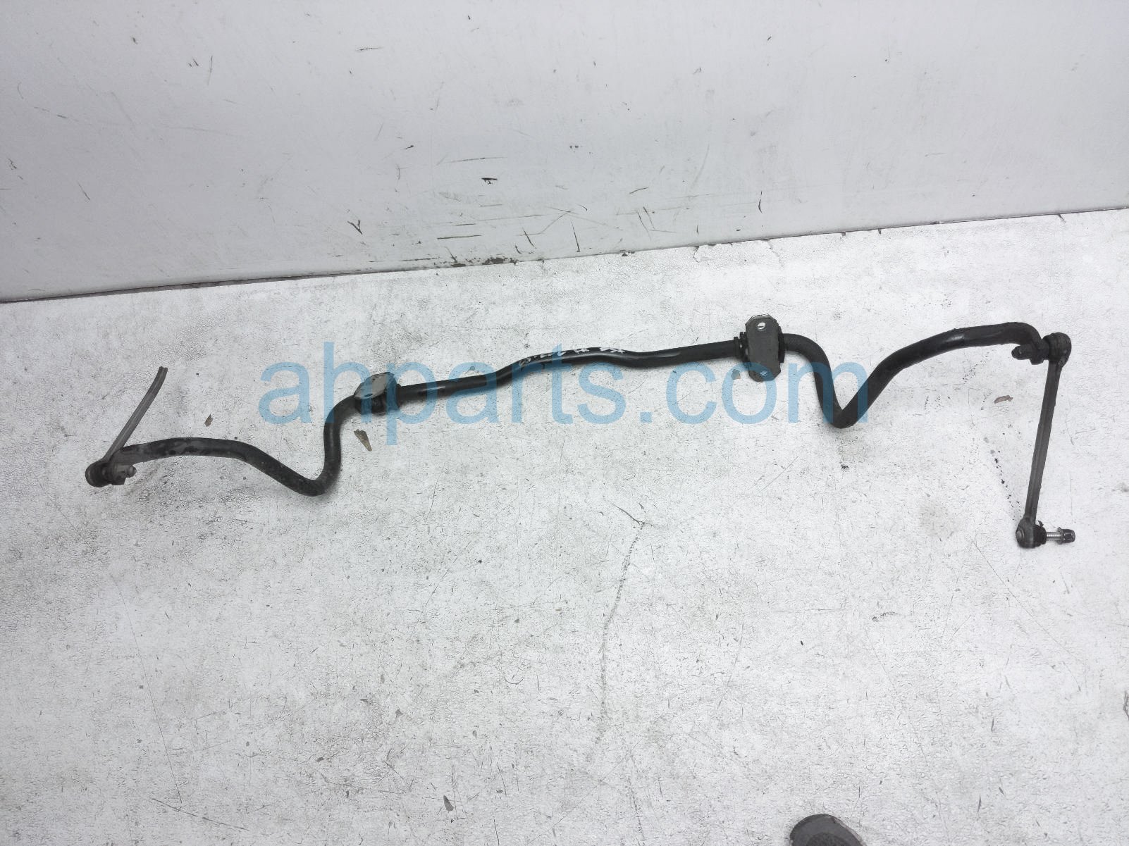 $30 Ford FRONT STABILIZER / SWAY BAR