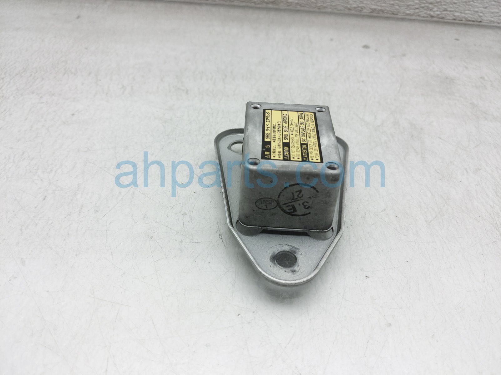 $19 Lexus RR/LH IMPACT SENSOR $19 Lexus RR/LH IMPACT SENSOR