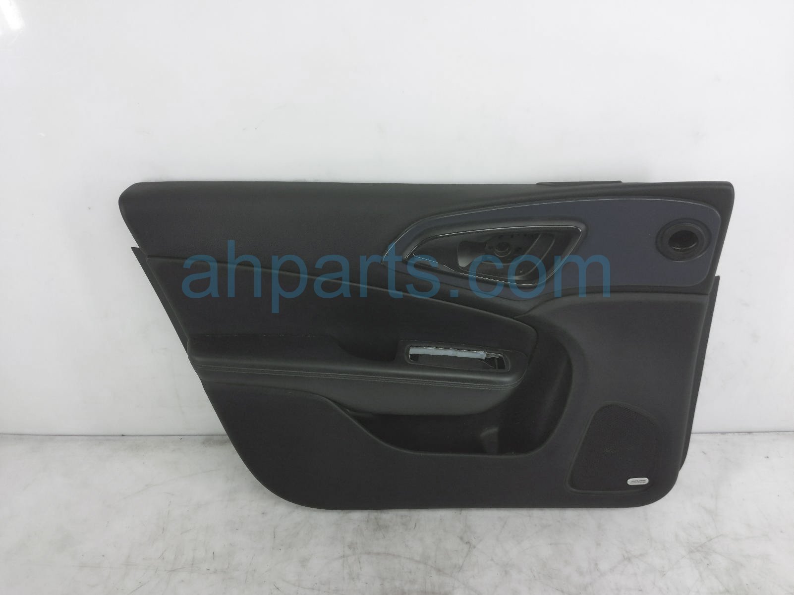 $99 Chrysler FR/LH INTERIOR DOOR PANEL - BLACK S $99 Chrysler FR/LH INTERIOR DOOR PANEL - BLACK S