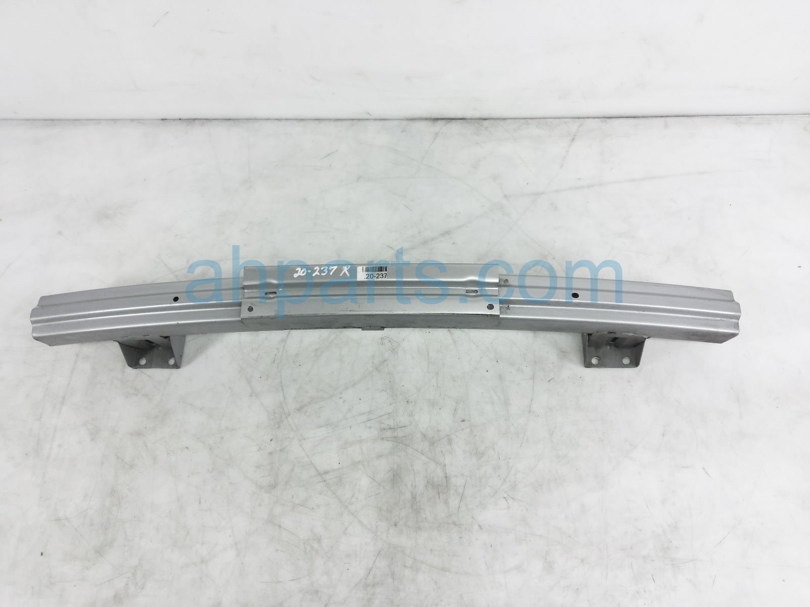 $100 Honda REAR BUMPER REINFORCEMENT BAR $100 Honda REAR BUMPER REINFORCEMENT BAR