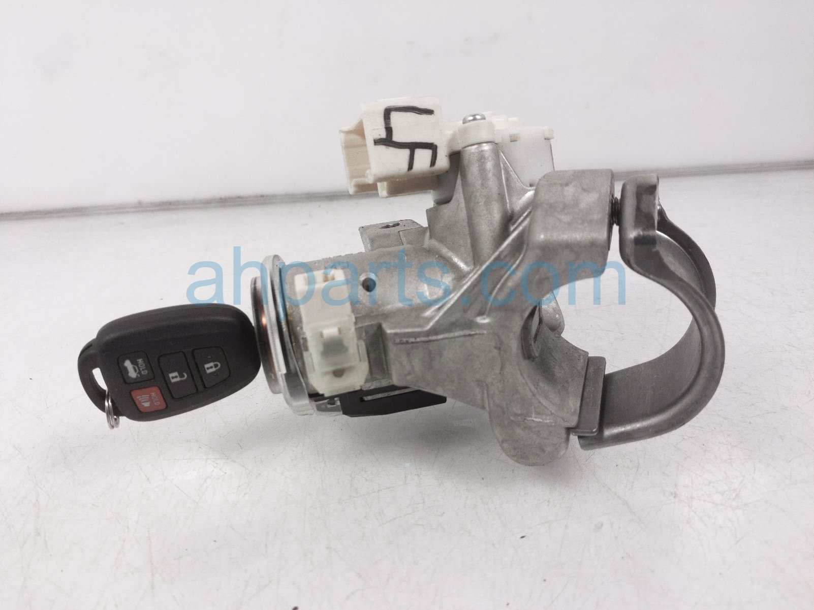 $75 Toyota IGNITION LOCK CYLINDER - NO KEY $75 Toyota IGNITION LOCK CYLINDER - NO KEY