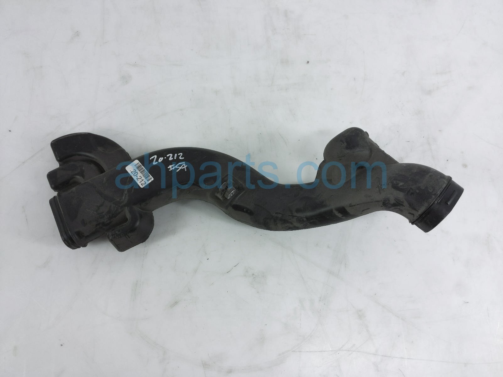 $10 Honda RESONATOR TUBE ASSY B - AIR IN