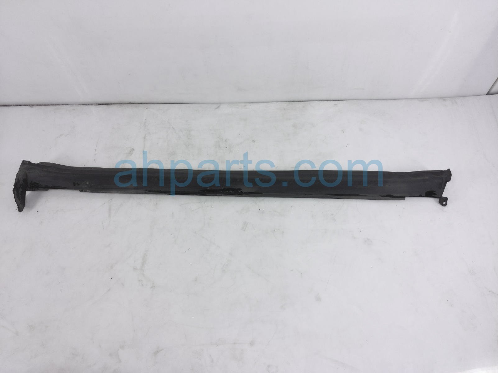$25 Acura RH ROCKER MOLDING / SIDE SKIRT-BLACK $25 Acura RH ROCKER MOLDING / SIDE SKIRT-BLACK