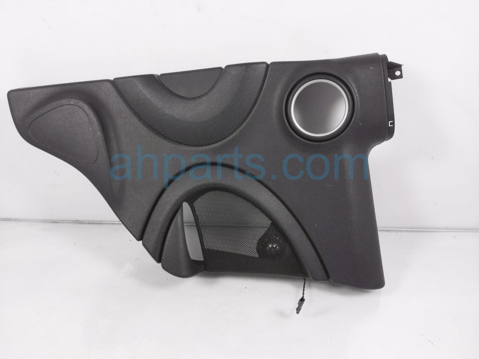 $90 BMW RR/RH QUARTER TRIM LINING - BLACK $90 BMW RR/RH QUARTER TRIM LINING - BLACK