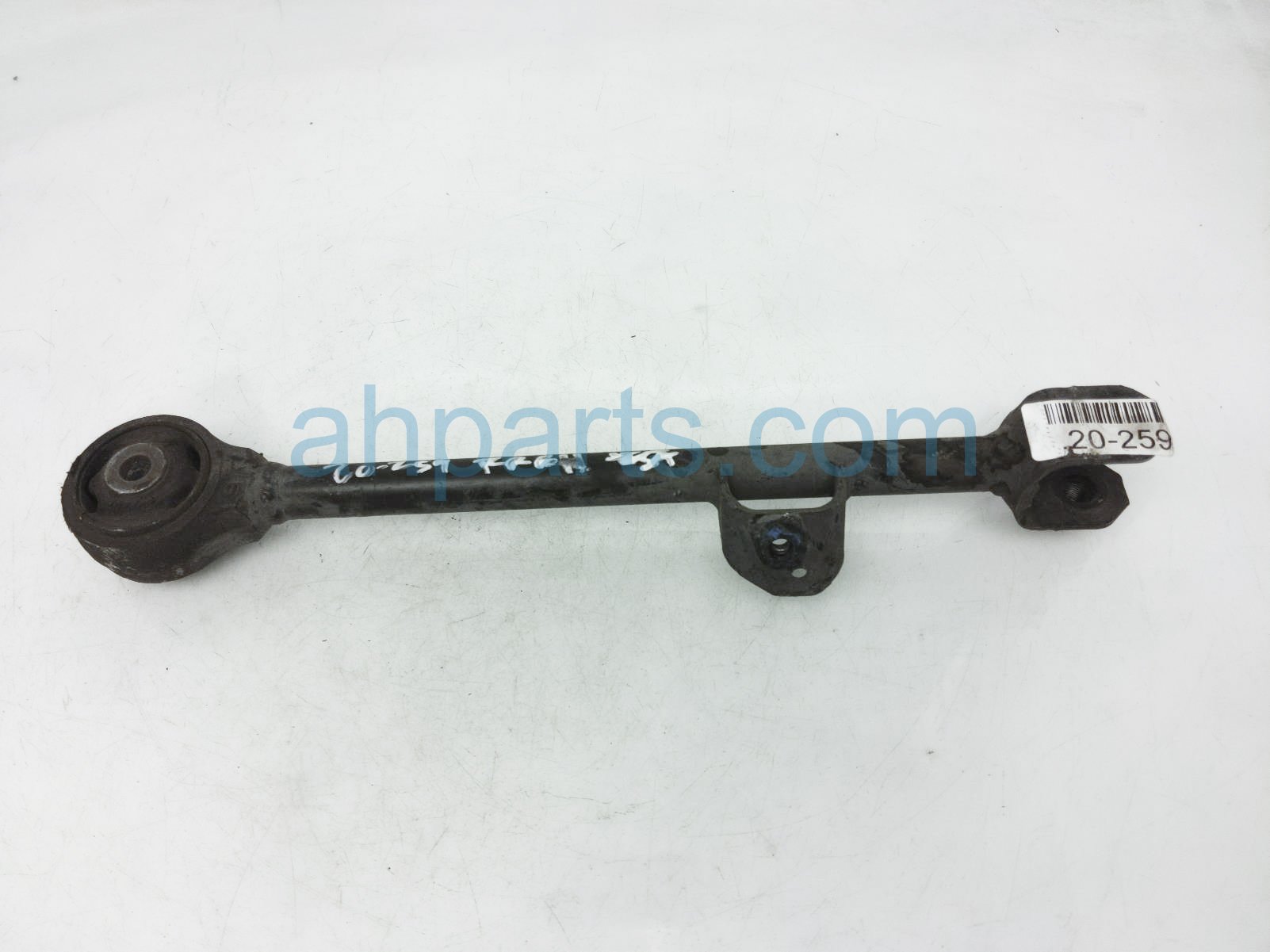 $14 Honda RR/RH TRAILING ARM $14 Honda RR/RH TRAILING ARM