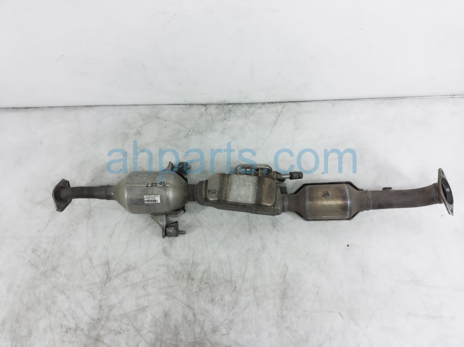 Sold 2017 Toyota Prius Catalytic Converter Front Pipe Assy 1741037B52,