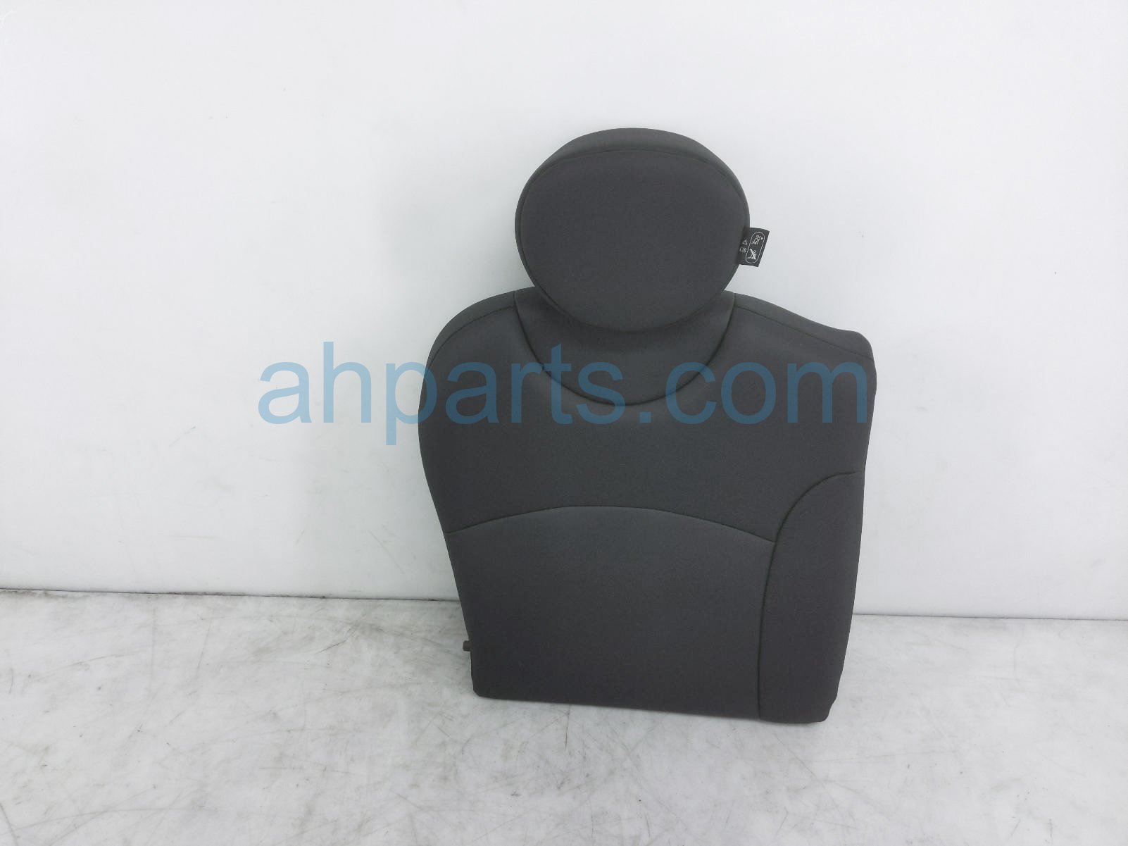 $75 BMW REAR RIGHT SEAT BACK - BLACK VINYL $75 BMW REAR RIGHT SEAT BACK - BLACK VINYL
