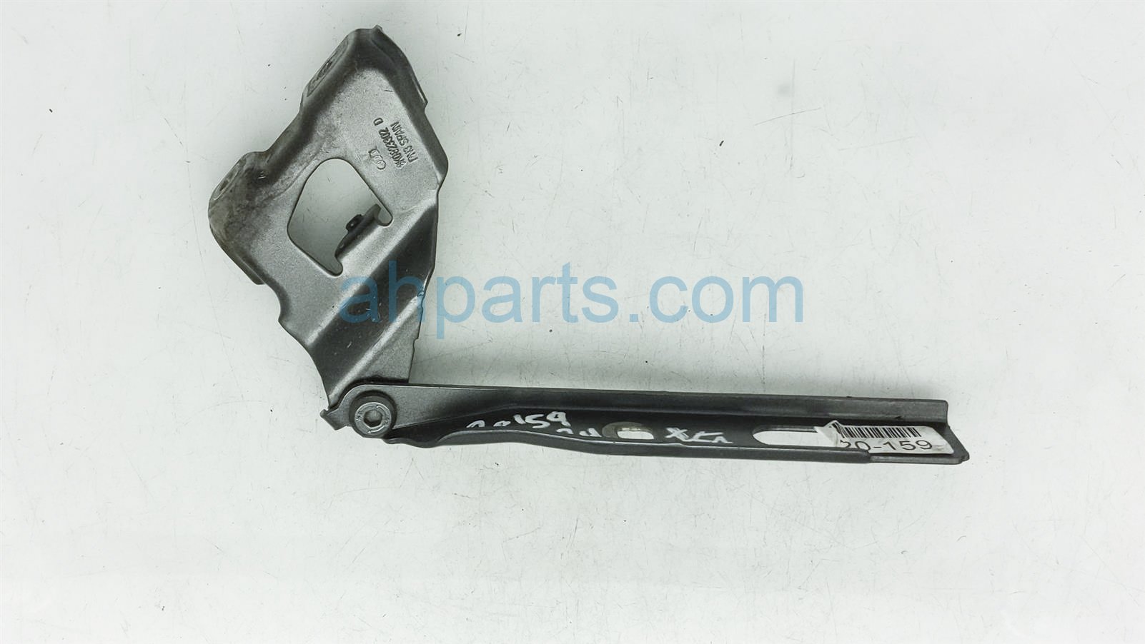 $15 Audi FR/RH HOOD HINGE $15 Audi FR/RH HOOD HINGE