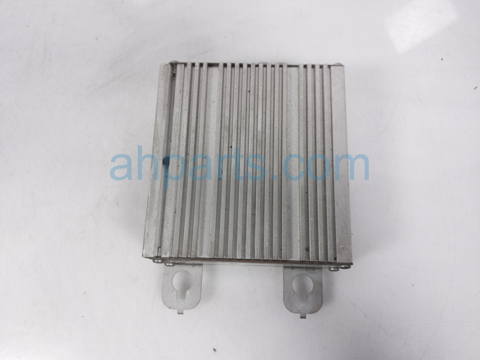 $60 Acura RADIO AUDIO AMPLIFIER UNIT $60 Acura RADIO AUDIO AMPLIFIER UNIT