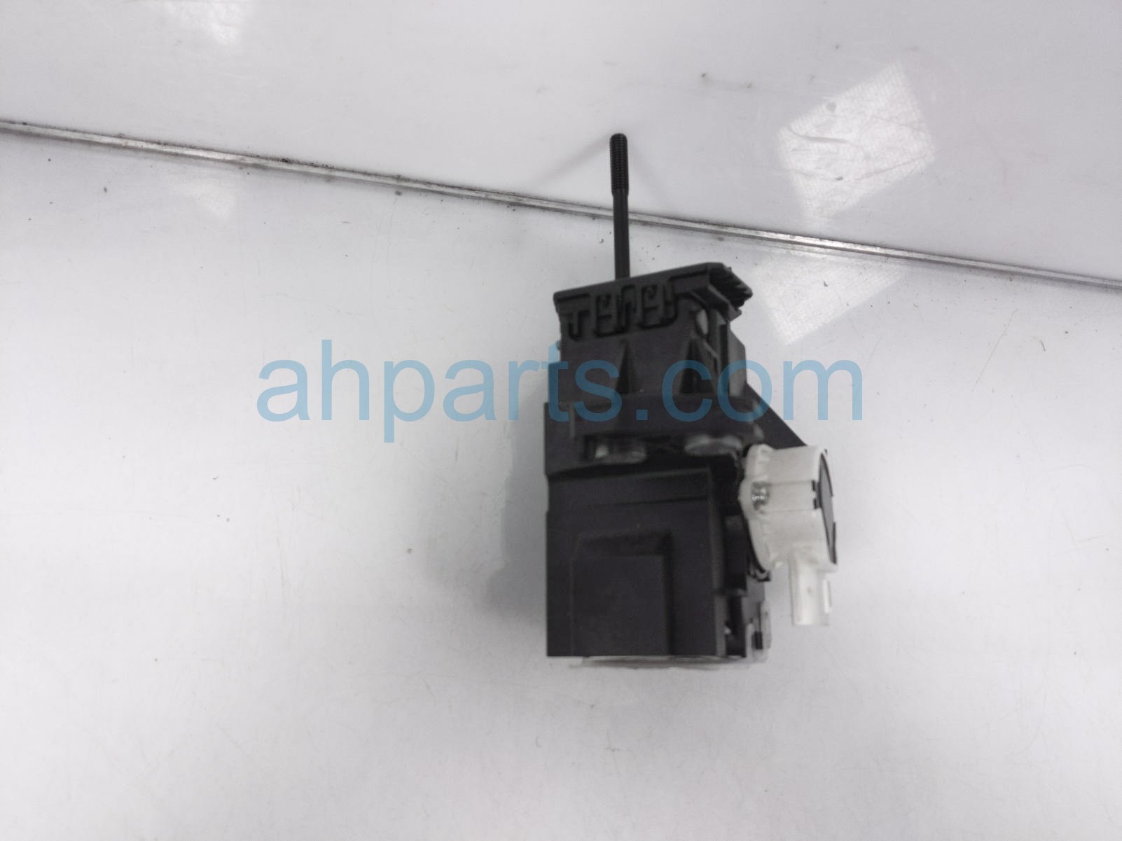 $40 Lexus SHIFTER ASSY - BLACK $40 Lexus SHIFTER ASSY - BLACK