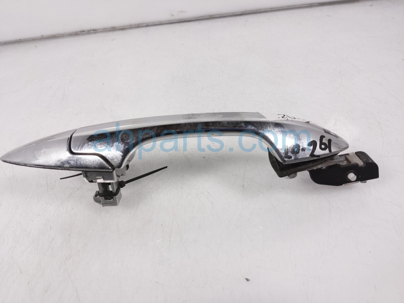 $30 Acura FR/RH DOOR HANDLE - CHROME $30 Acura FR/RH DOOR HANDLE - CHROME