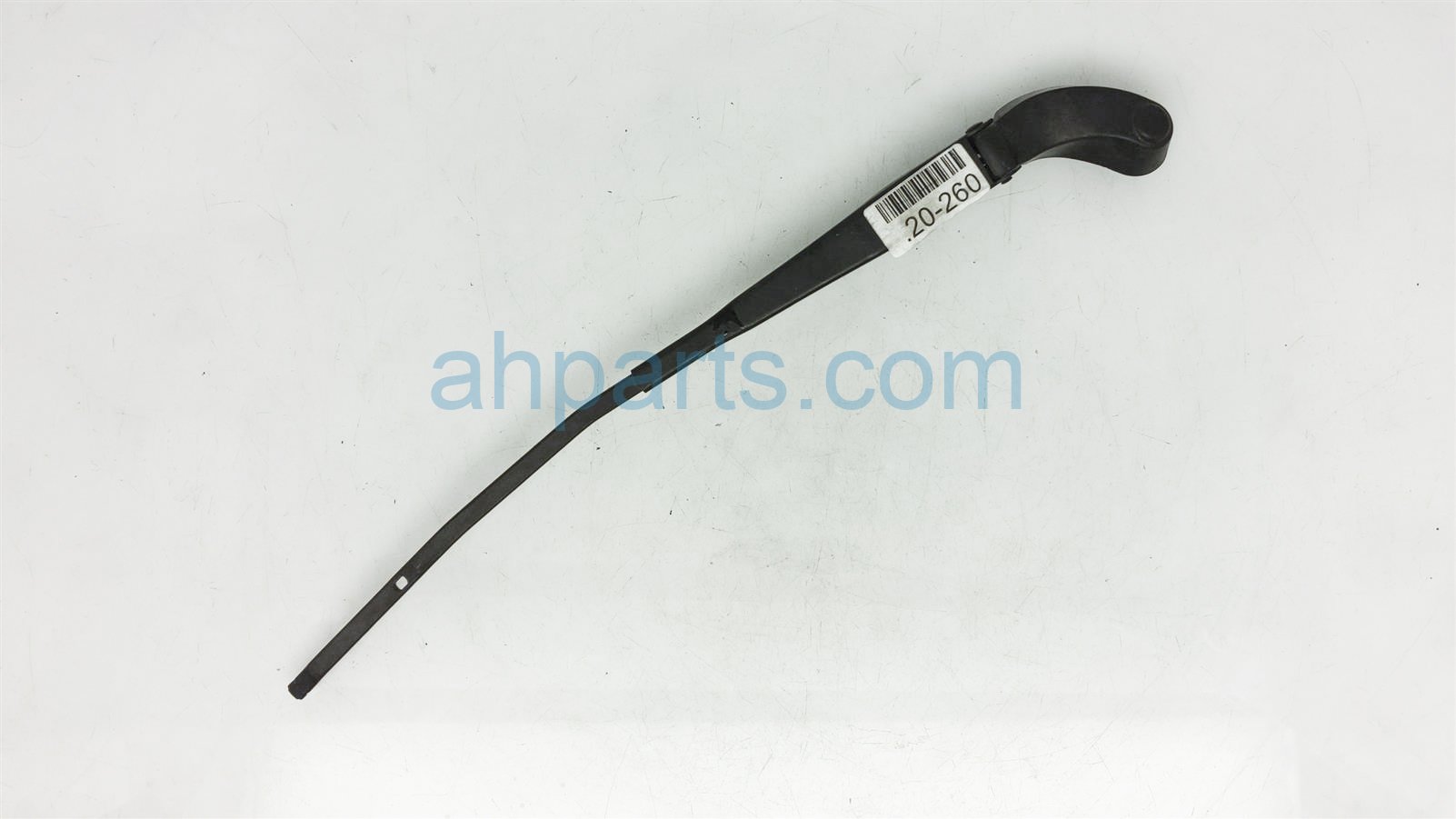 $15 BMW RH WINDSHIELD WIPER ARM $15 BMW RH WINDSHIELD WIPER ARM