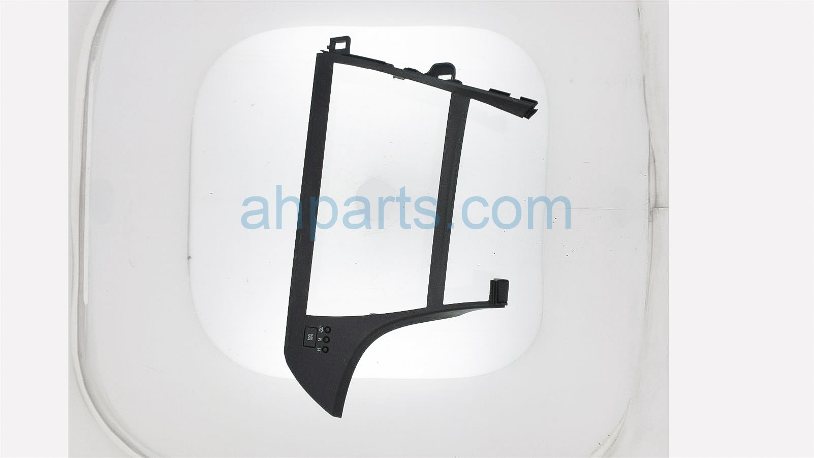 $20 Toyota CENTER CONSOLE RADIO BEZEL - BLACK