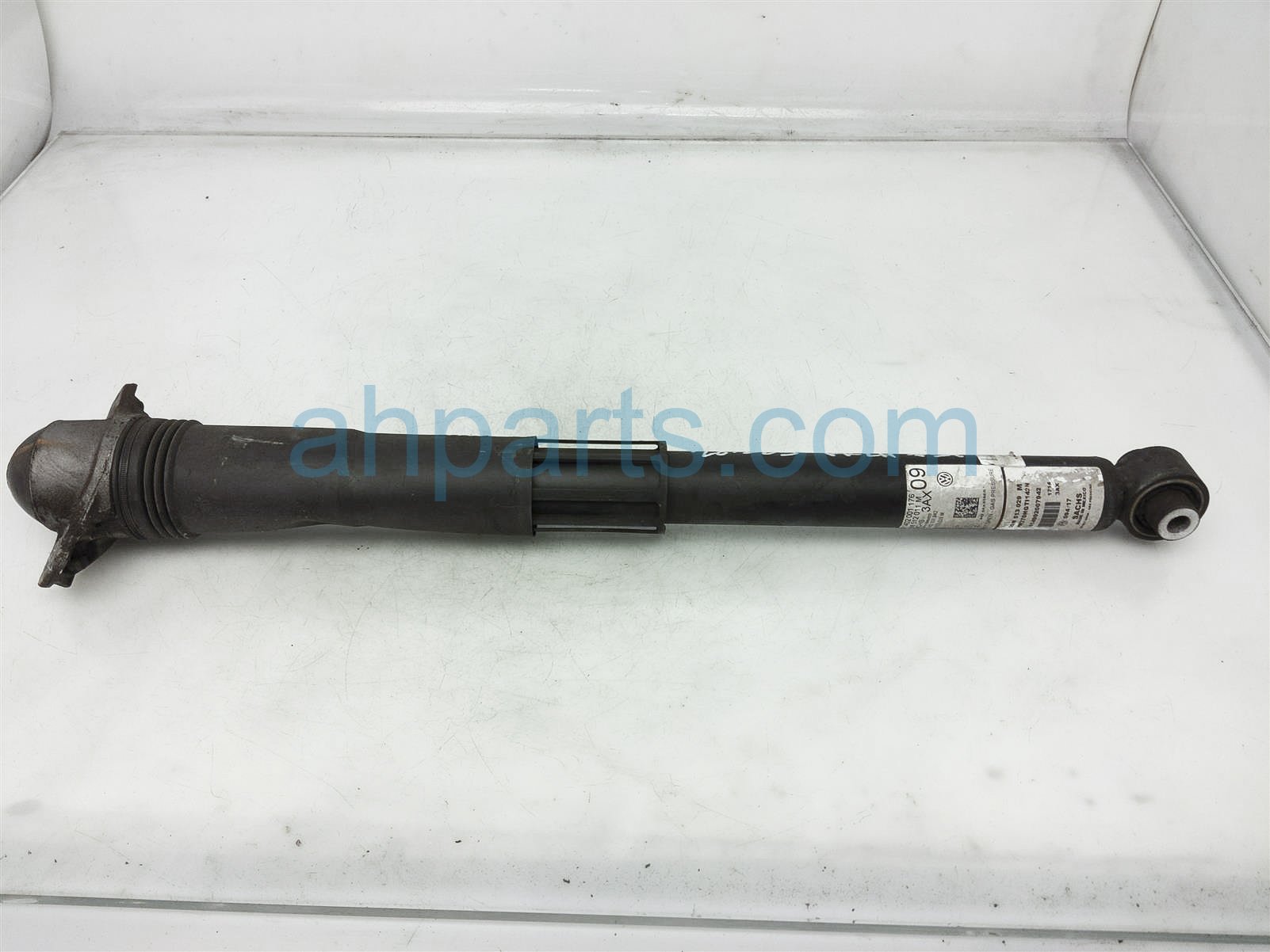 $60 Volkswagen RR/LH SHOCK ABSORBER W/ PERF PKG $60 Volkswagen RR/LH SHOCK ABSORBER W/ PERF PKG