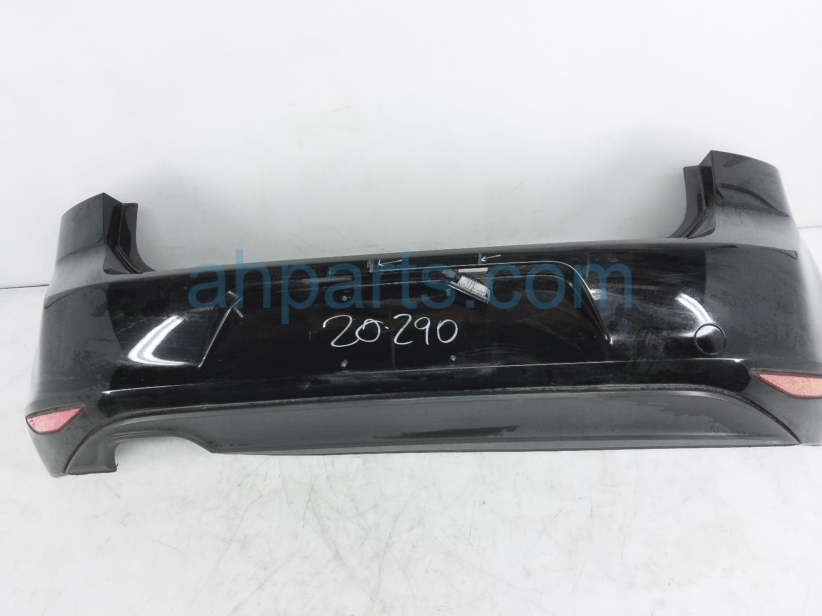 $198 Volkswagen REAR BUMPER COVER - BLACK $198 Volkswagen REAR BUMPER COVER - BLACK
