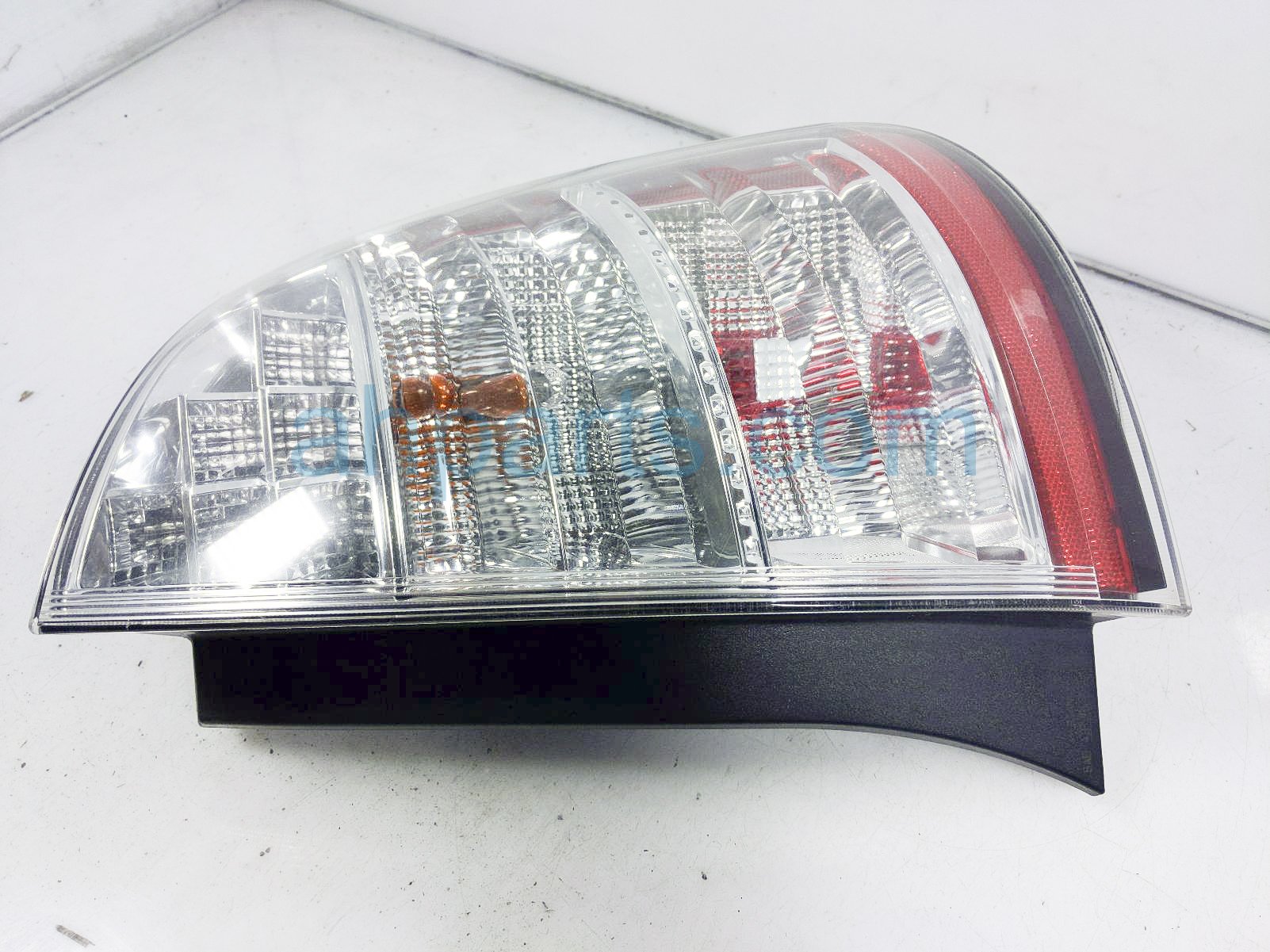 $50 Toyota RH TAIL LAMP (ON BODY) *** $50 Toyota RH TAIL LAMP (ON BODY) ***