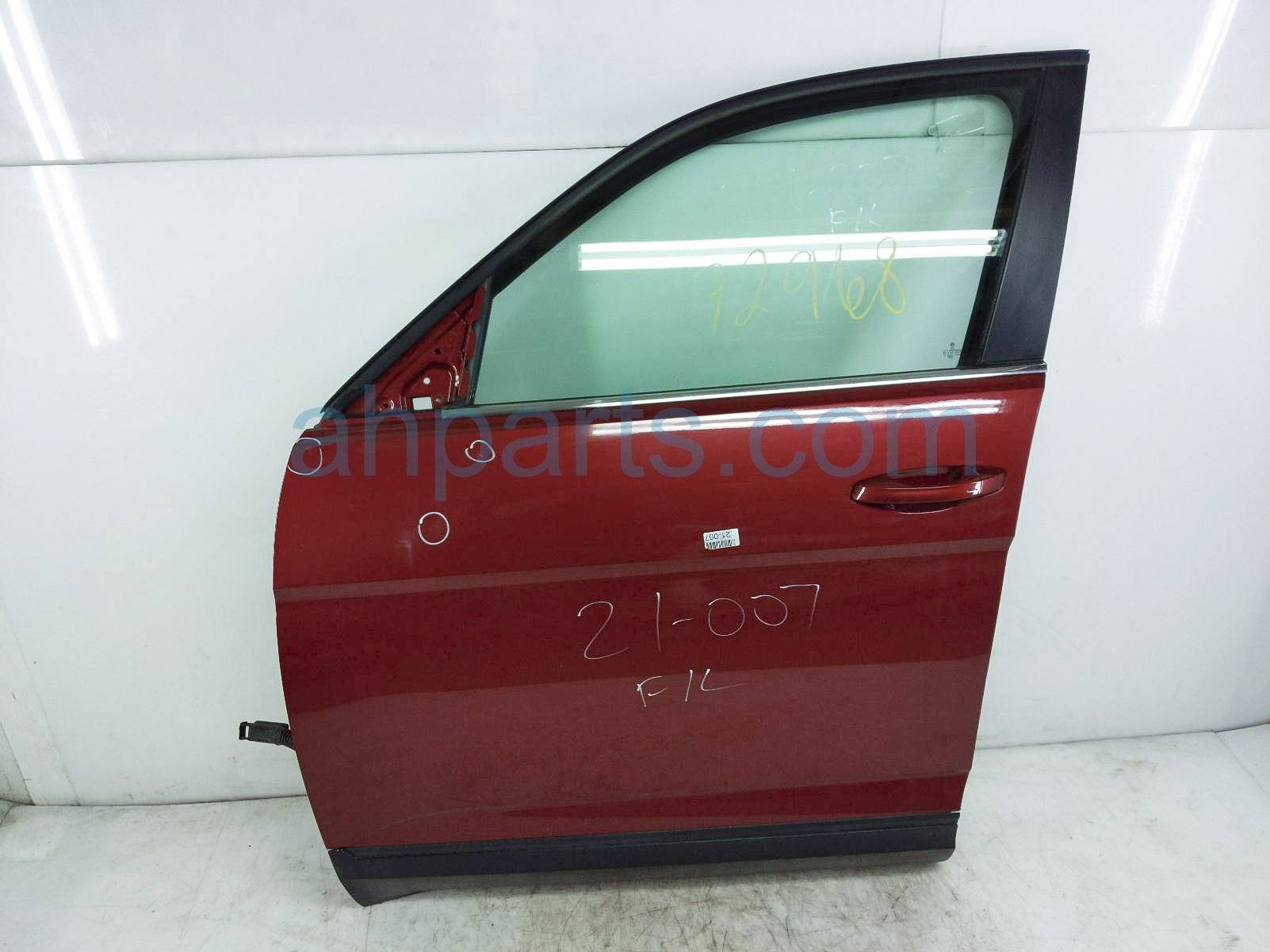 $799 Volkswagen FR/LH DOOR - RED - NO MIRROR/TRIM* $799 Volkswagen FR/LH DOOR - RED - NO MIRROR/TRIM*