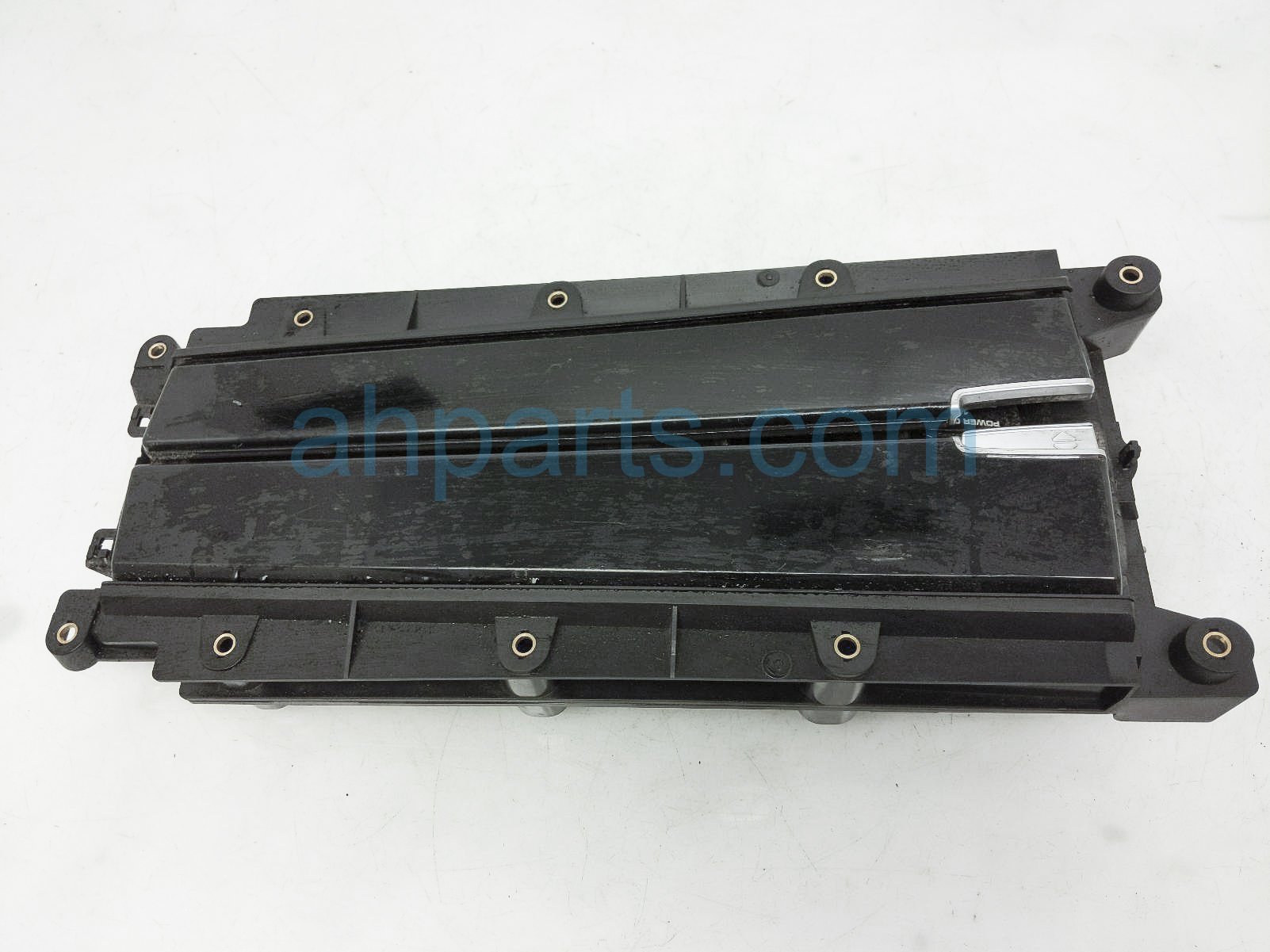 $99 Porsche REAR CENTER CONSOLE ASSY - BLACK* $99 Porsche REAR CENTER CONSOLE ASSY - BLACK*