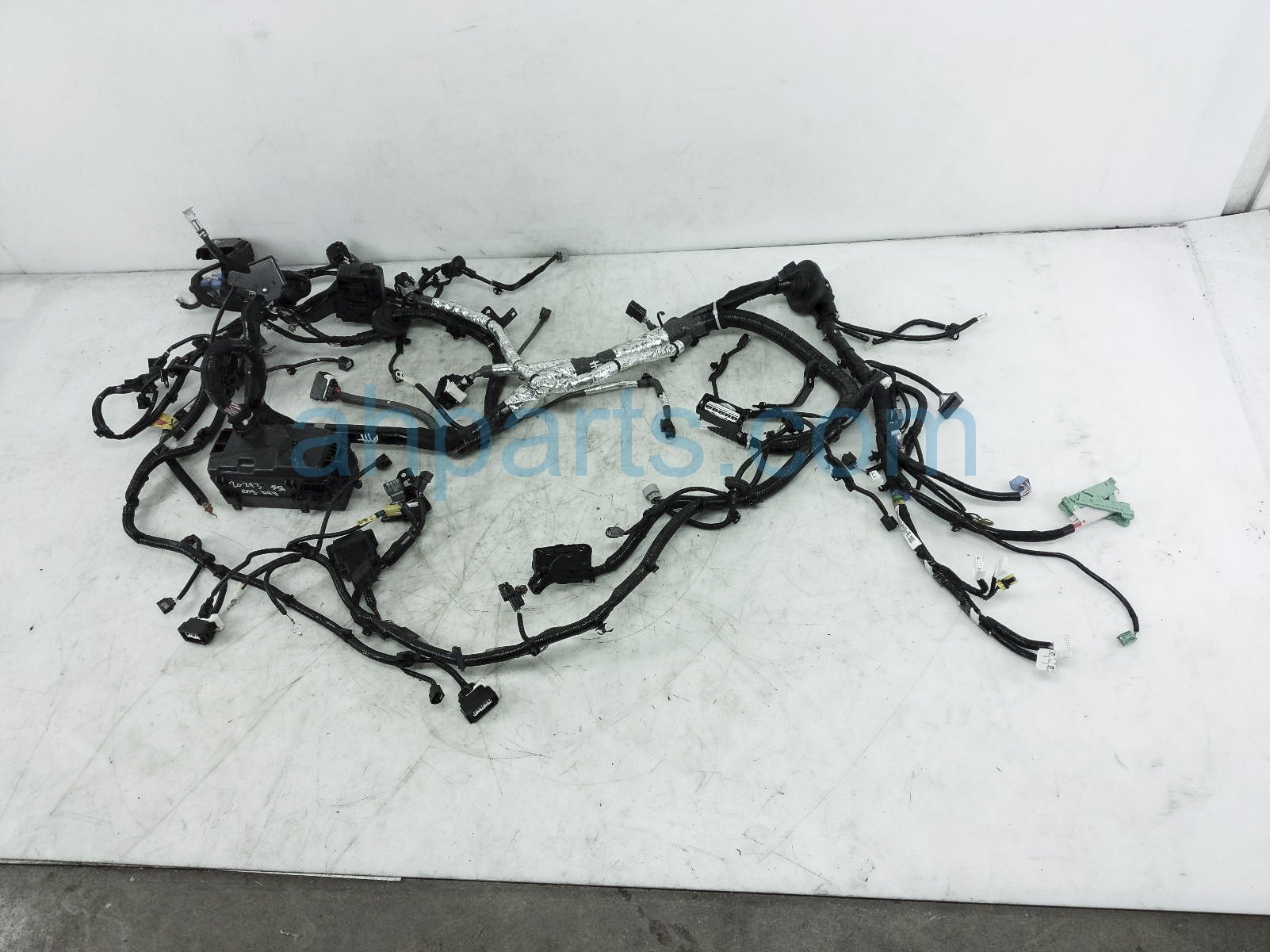 $449 Honda ENGINE ROOM WIRE HARNESS $449 Honda ENGINE ROOM WIRE HARNESS