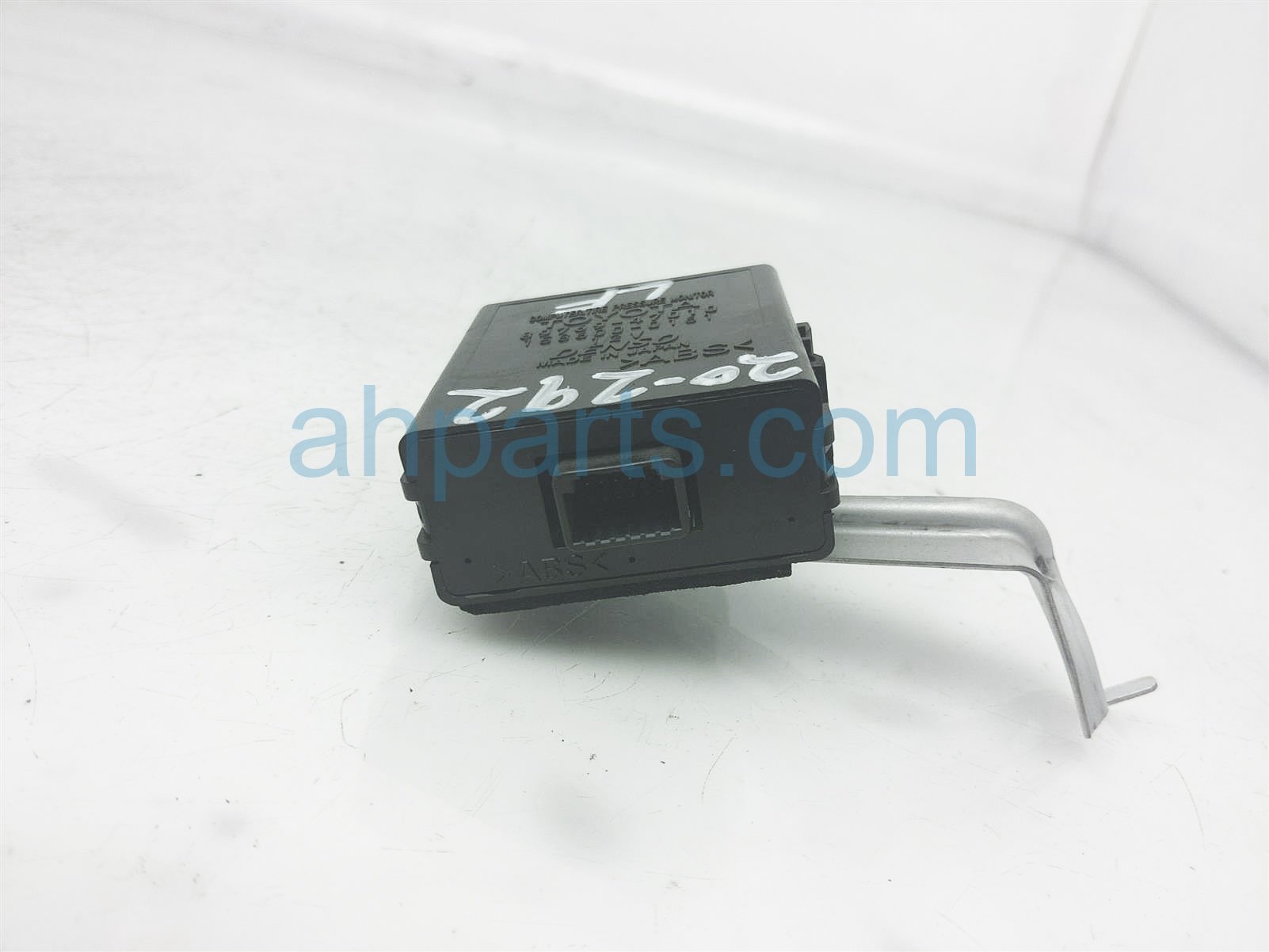 $15 Toyota TPMS CONTROL UNIT $15 Toyota TPMS CONTROL UNIT