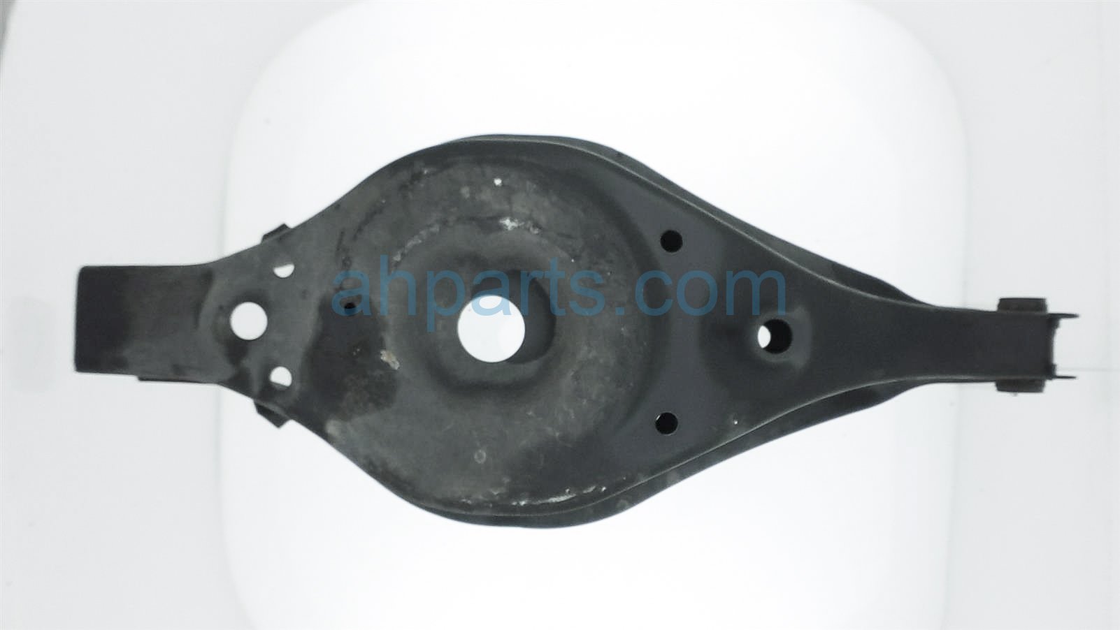 $45 Nissan RR/RH SPRING SEAT CONTROL ARM $45 Nissan RR/RH SPRING SEAT CONTROL ARM