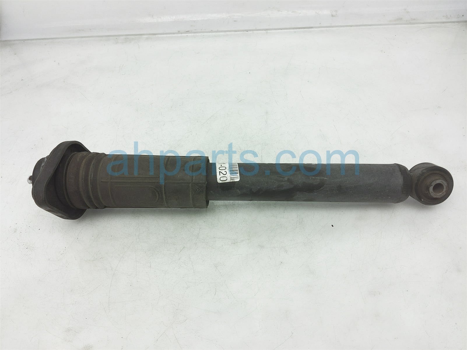 $30 Nissan RR/LH SHOCK ABSORBER $30 Nissan RR/LH SHOCK ABSORBER