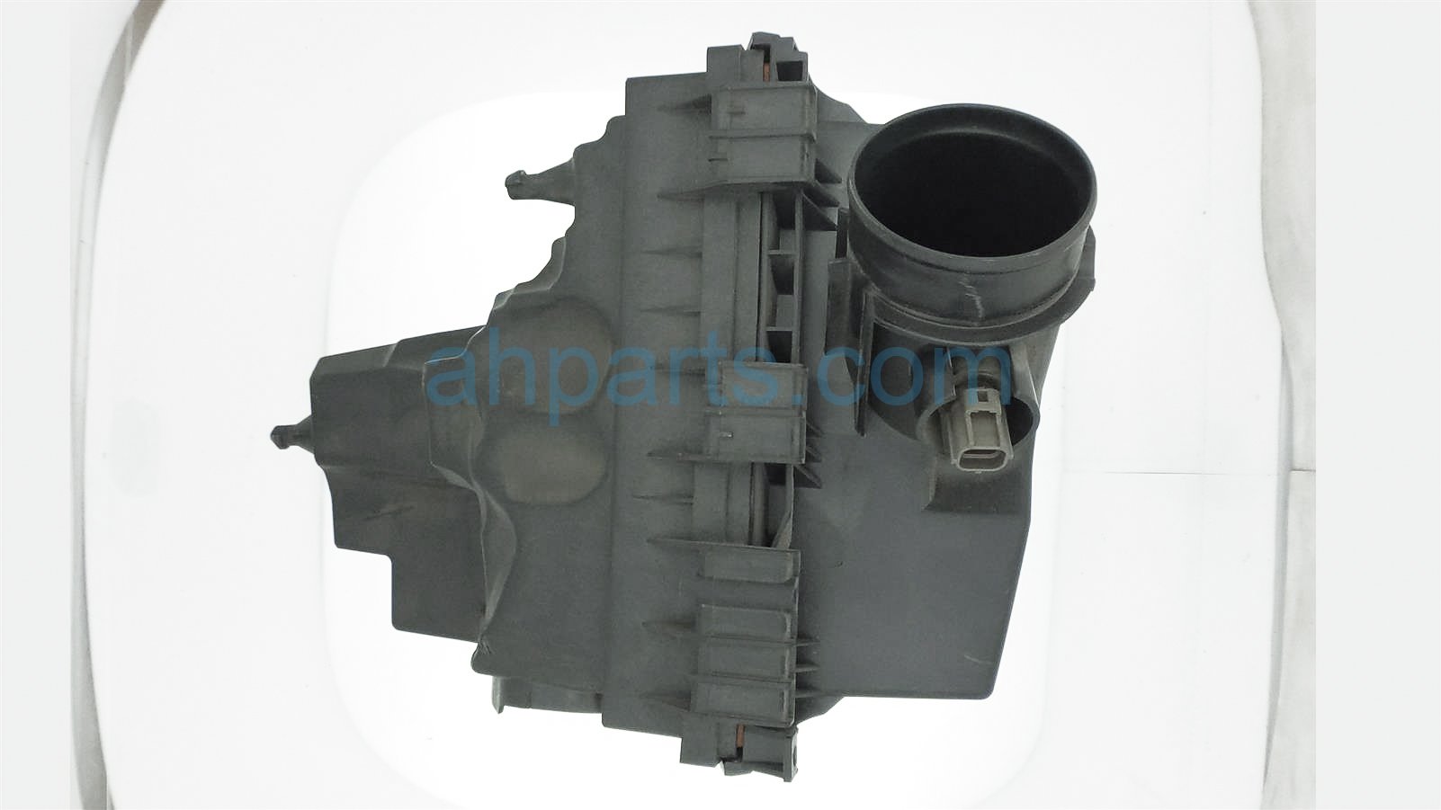 $75 Ford AIR CLEANER INTAKE BOX - 2.0T