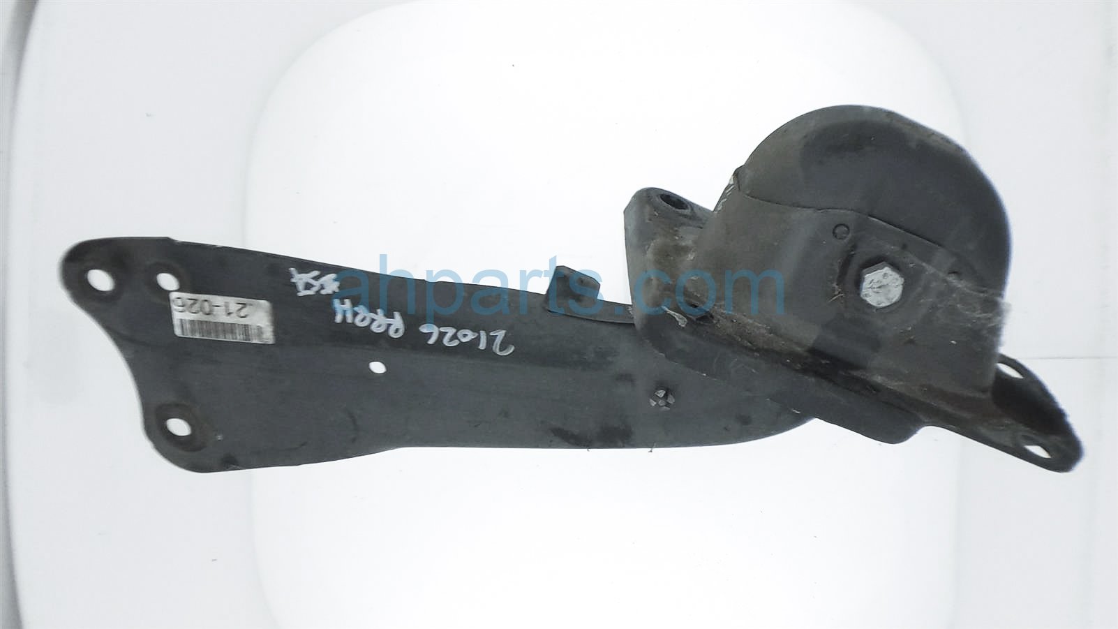 $49 Volkswagen RR/RH TRAILING CONTROL ARM $49 Volkswagen RR/RH TRAILING CONTROL ARM