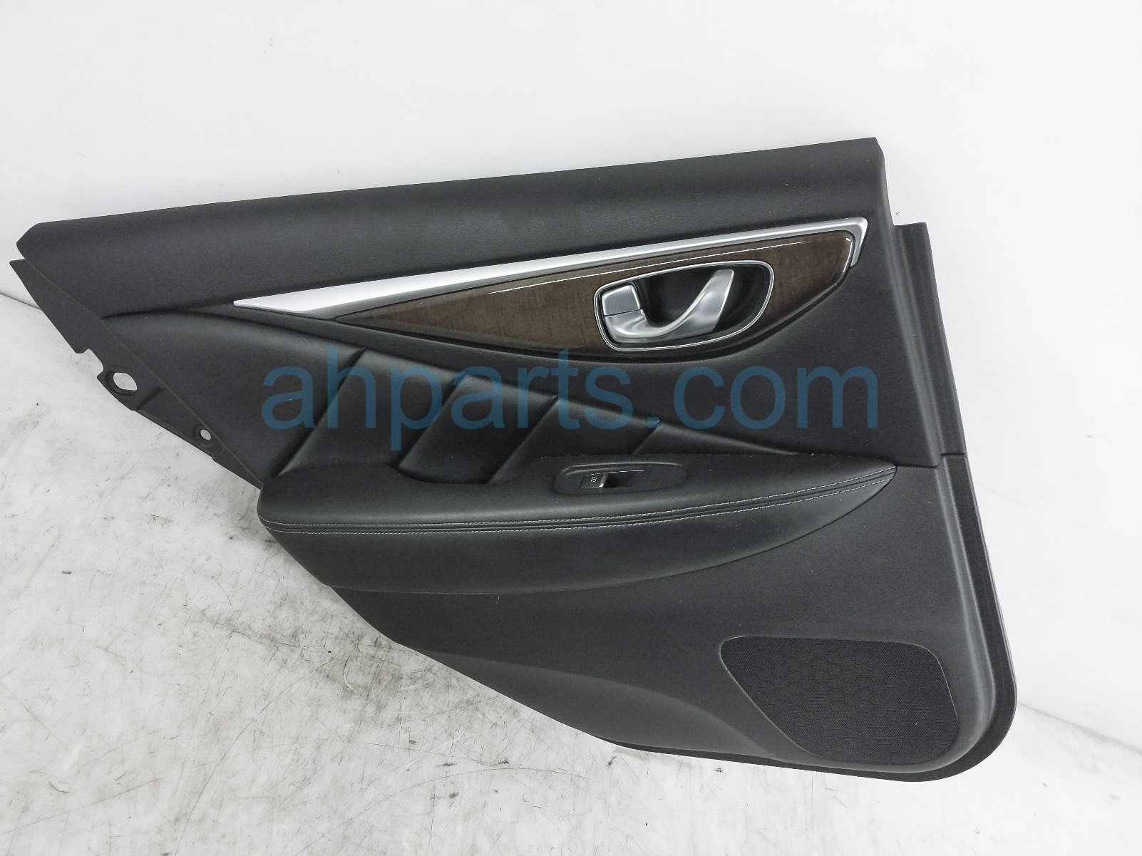 $49 Infiniti RR/LH INTERIOR DOOR PANEL - BLACK*