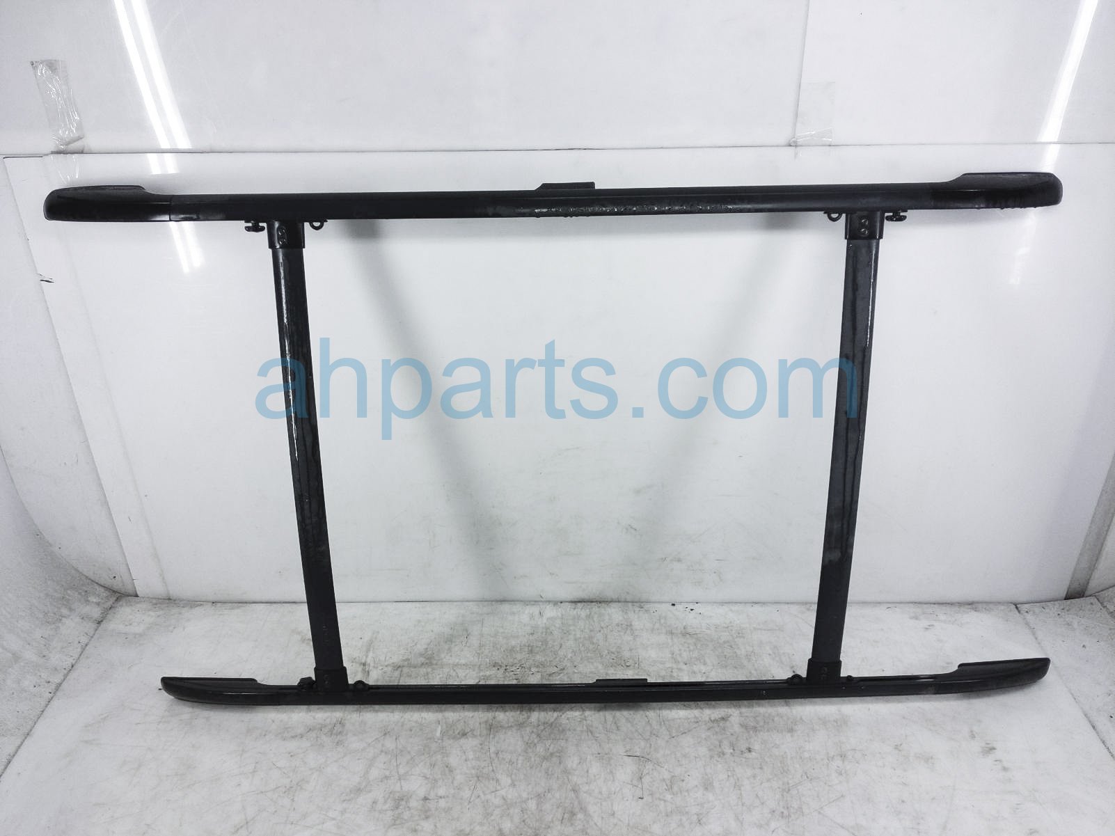 $100 Toyota LH + RH LUGGAGE RACK W/ CROSSBARS