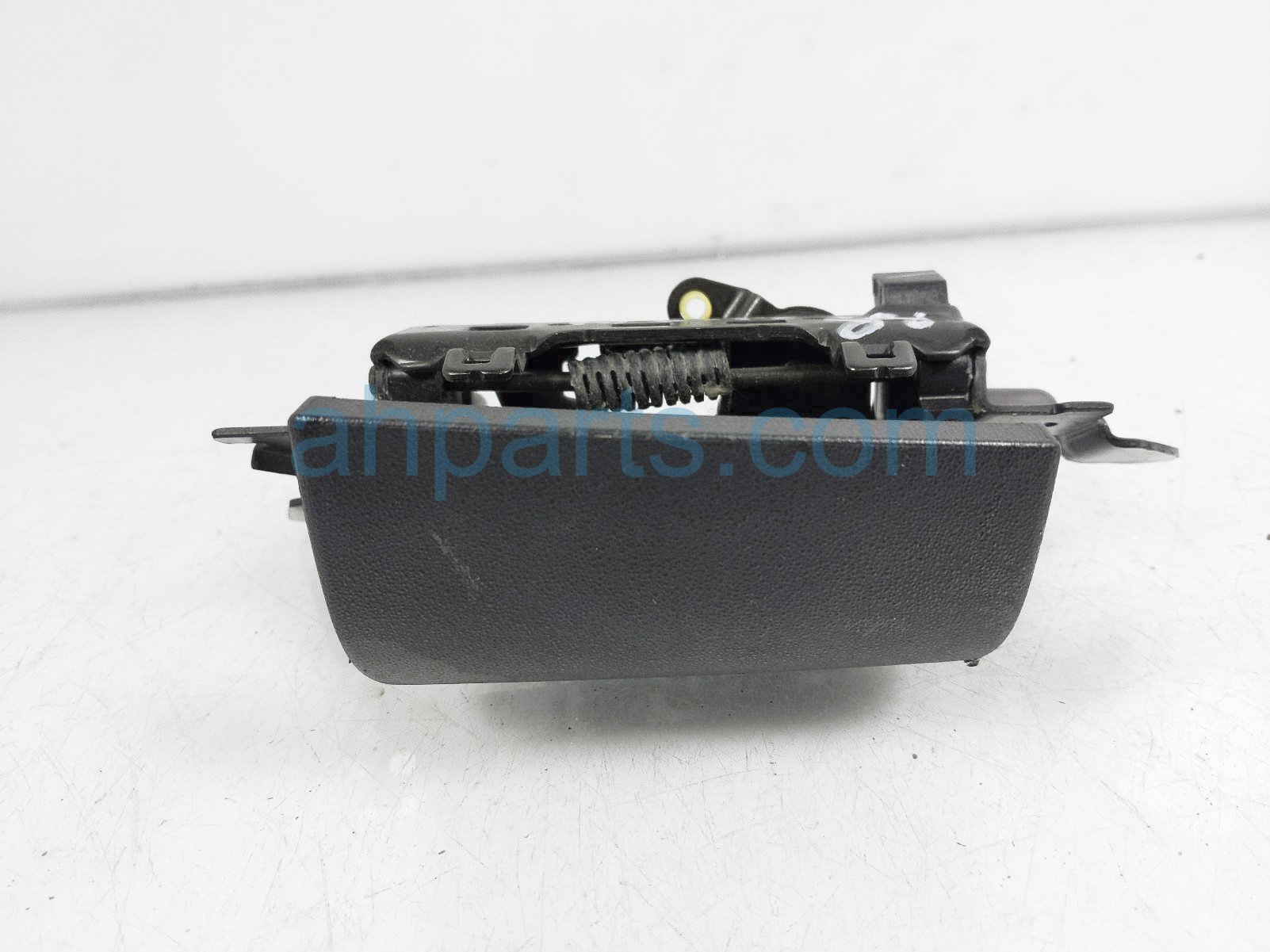 $25 Mazda RR/RH INSIDE DOOR HANDLE - BLACK $25 Mazda RR/RH INSIDE DOOR HANDLE - BLACK