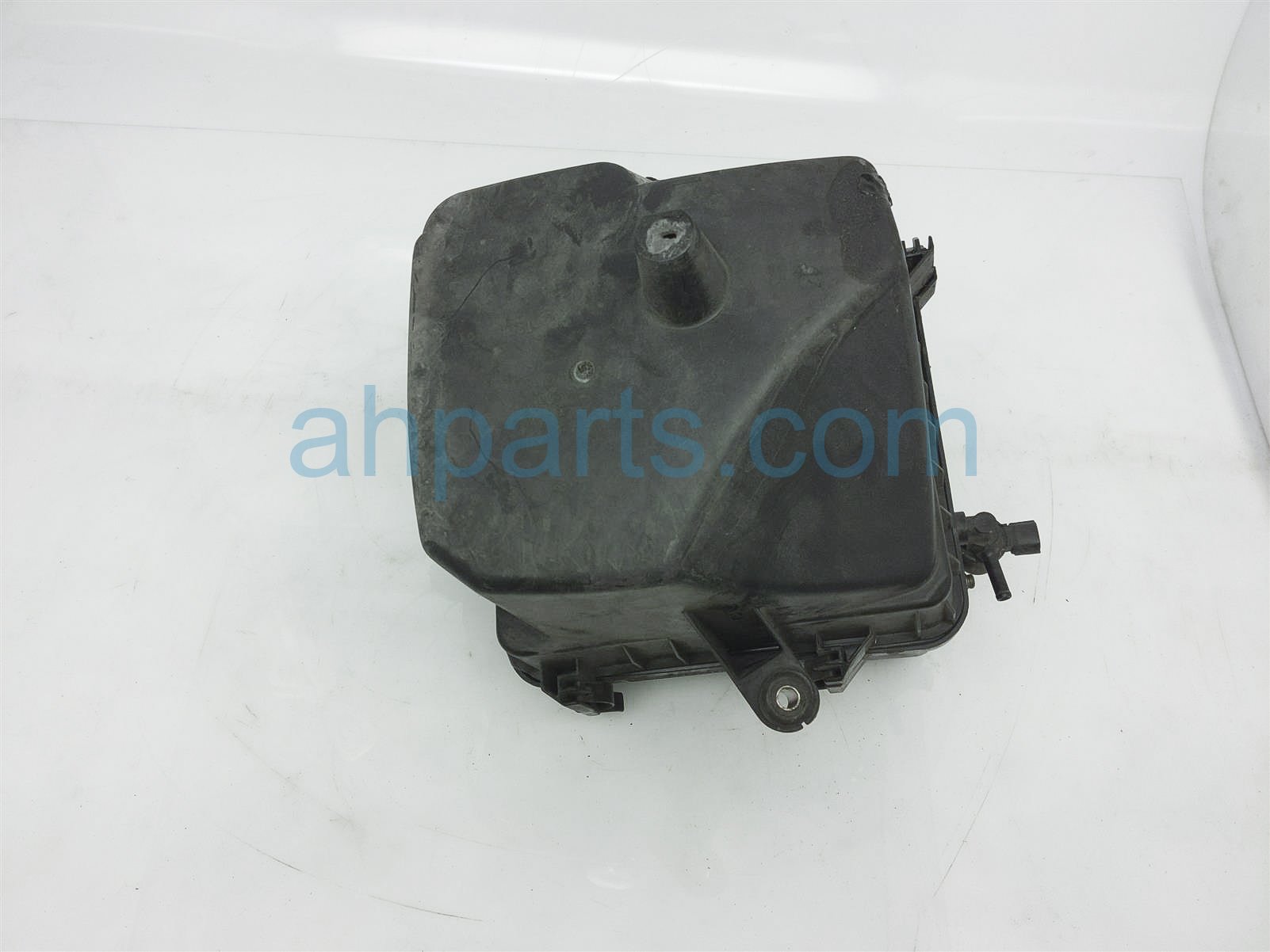 $59 Lexus AIR CLEANER INTAKE BOX $59 Lexus AIR CLEANER INTAKE BOX