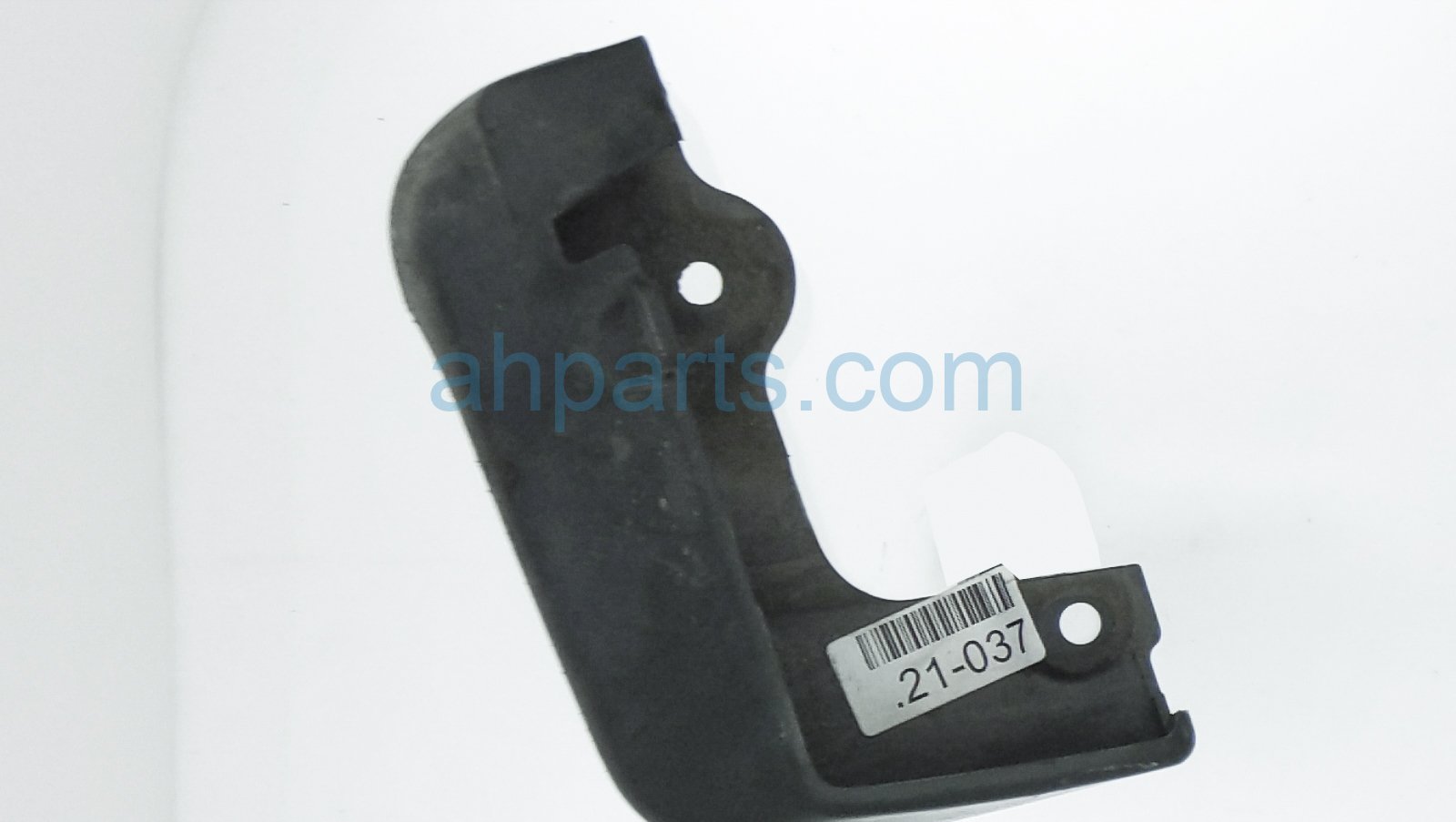 $10 Subaru FRONT RIGHT MUD FLAP GUARD