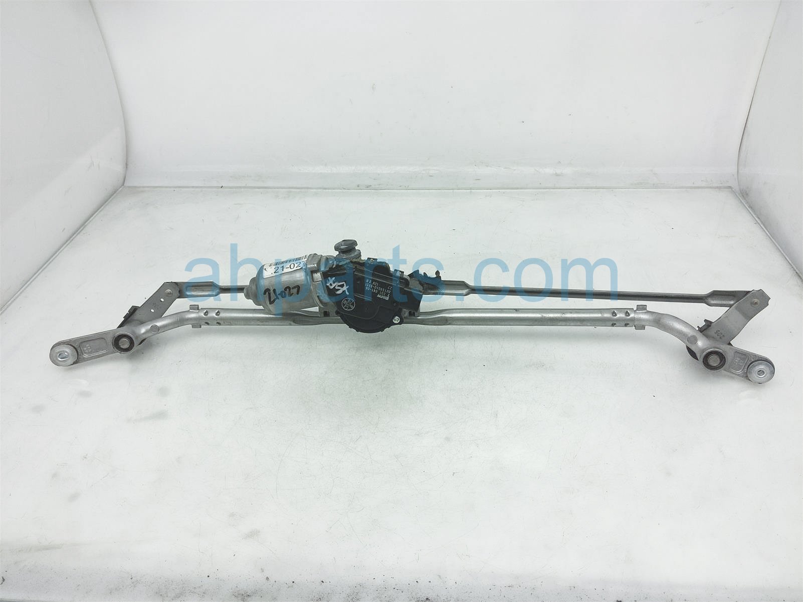 $55 BMW WINDSHIELD WIPER MOTOR ASSY $55 BMW WINDSHIELD WIPER MOTOR ASSY