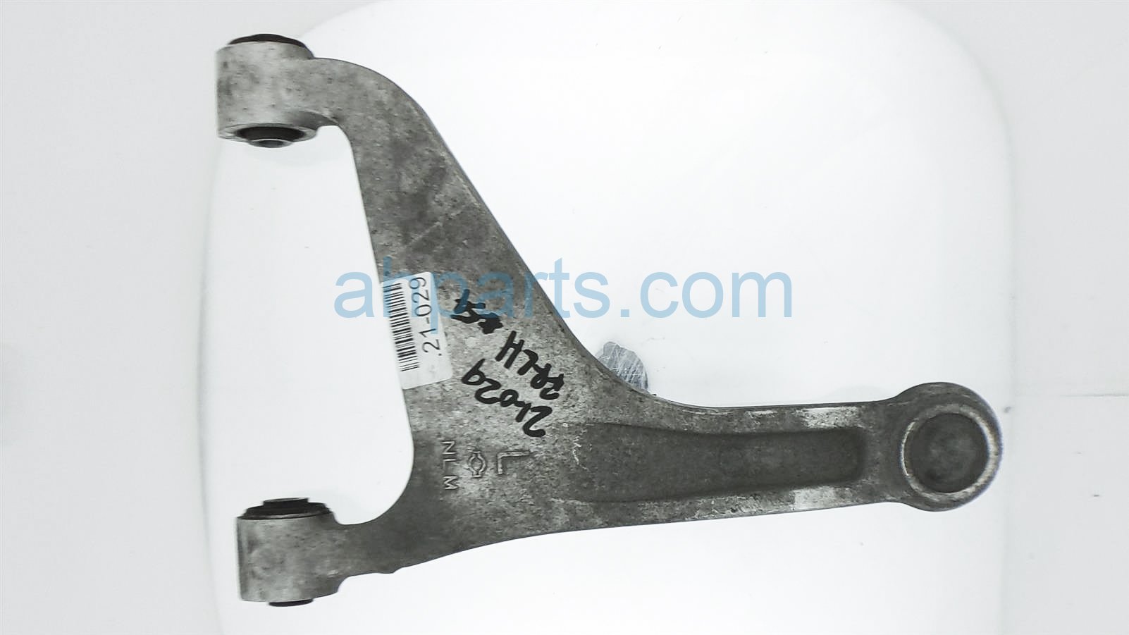 $35 Infiniti RR/LH UPPER CONTROL ARM $35 Infiniti RR/LH UPPER CONTROL ARM