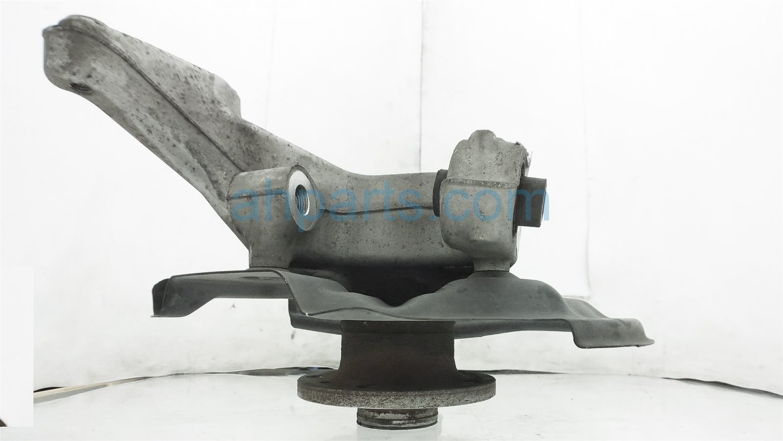 $79 Audi RR/RH SPINDLE KNUCKLE HUB $79 Audi RR/RH SPINDLE KNUCKLE HUB