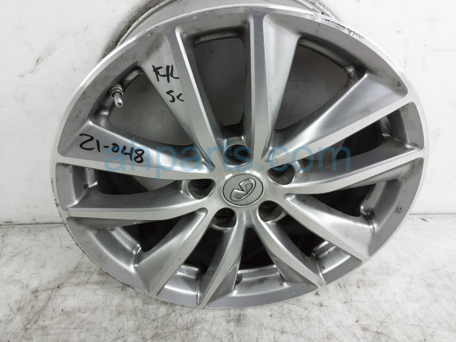 $99 Infiniti FR/LH WHEEL / RIM - SOME CURB $99 Infiniti FR/LH WHEEL / RIM - SOME CURB