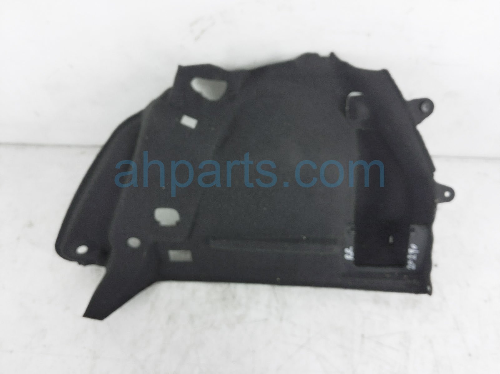 $55 Volkswagen RH INSIDE QUARTER TRIM PANEL -BLACK* $55 Volkswagen RH INSIDE QUARTER TRIM PANEL -BLACK*