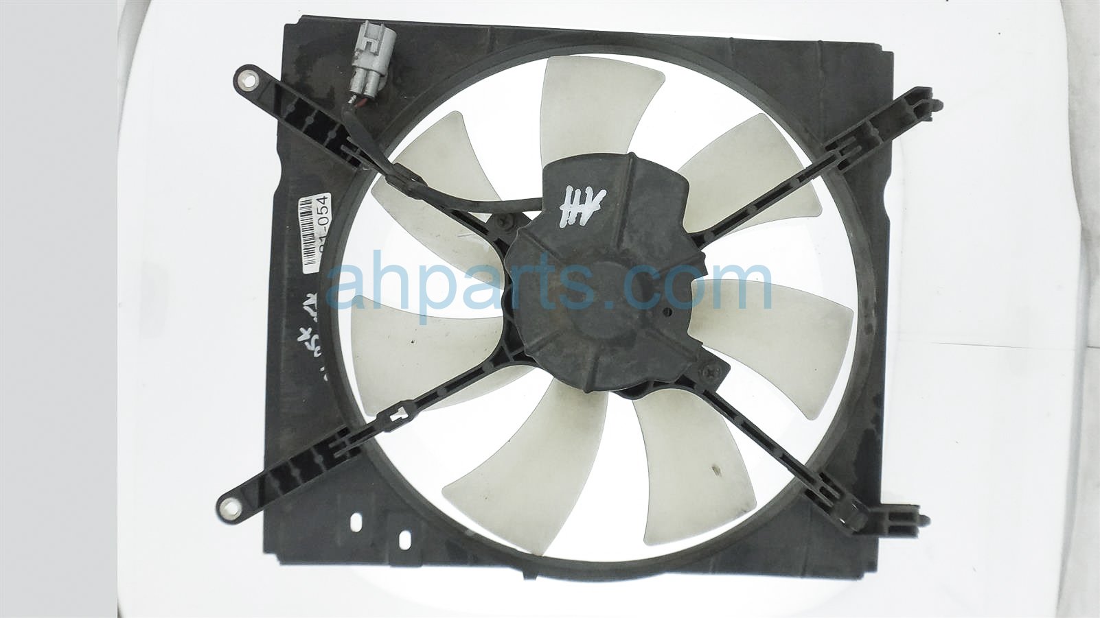 $40 Toyota RH FAN ASSEMBLY $40 Toyota RH FAN ASSEMBLY
