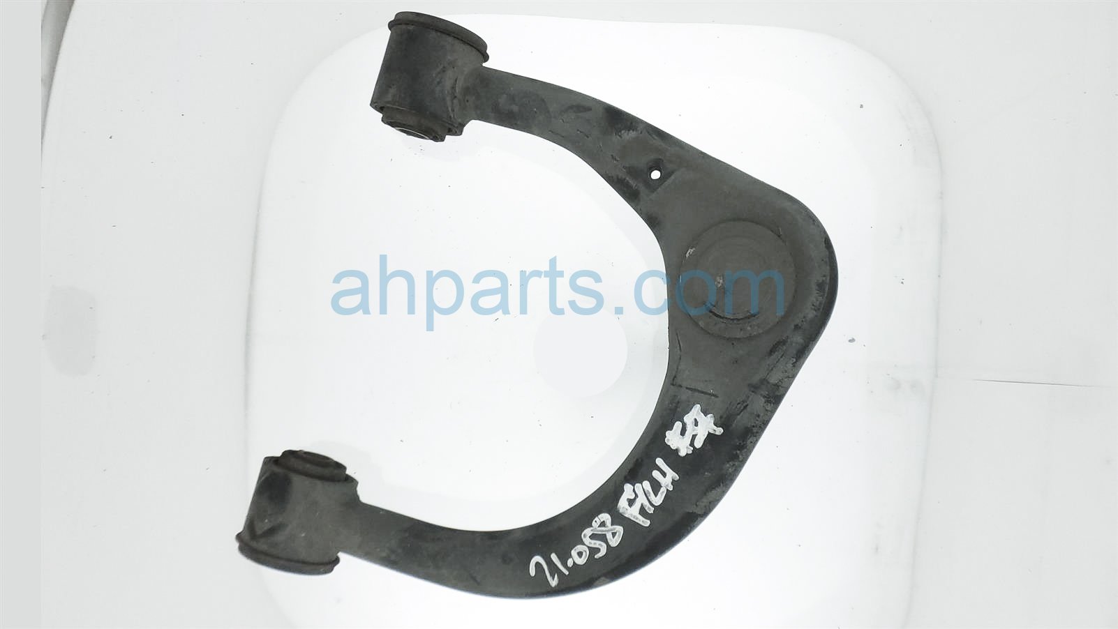 $65 Lexus FR/LH LOWER CONTROL ARM $65 Lexus FR/LH LOWER CONTROL ARM
