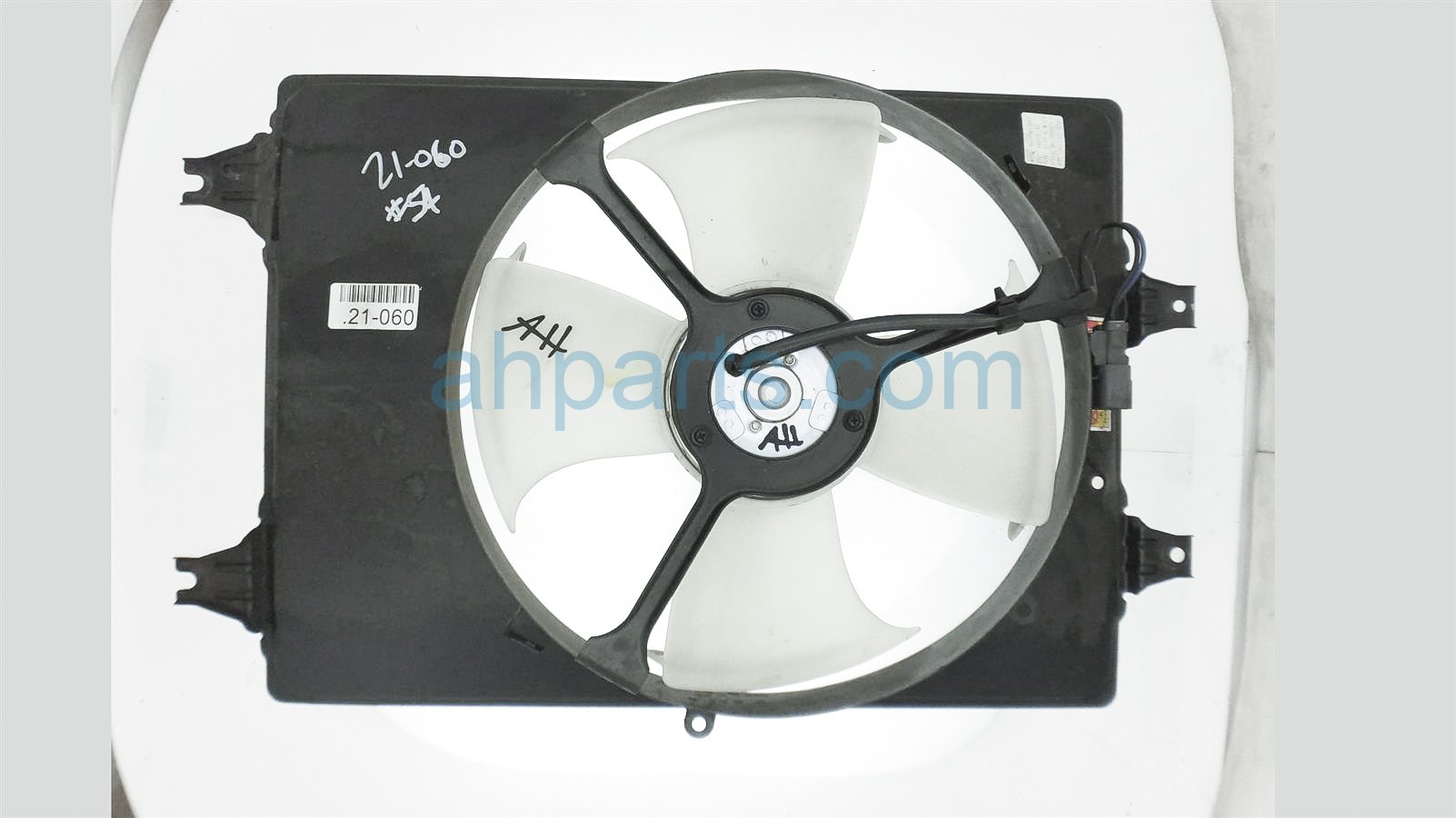 $50 Honda AC CONDENSER FAN ASSEMBLY