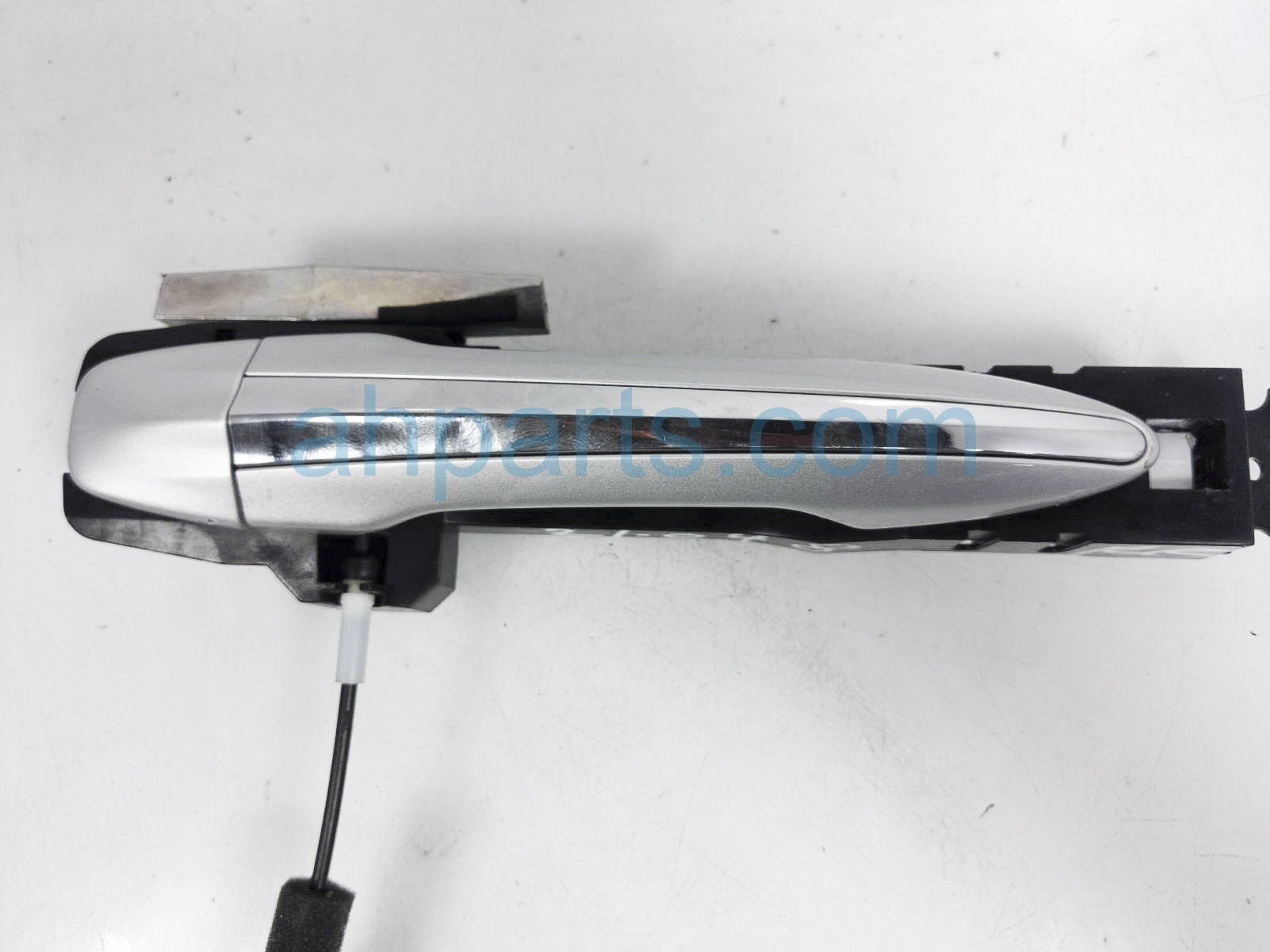 $45 Infiniti RR/RH OUTSIDE DOOR HANDLE - SILVER $45 Infiniti RR/RH OUTSIDE DOOR HANDLE - SILVER