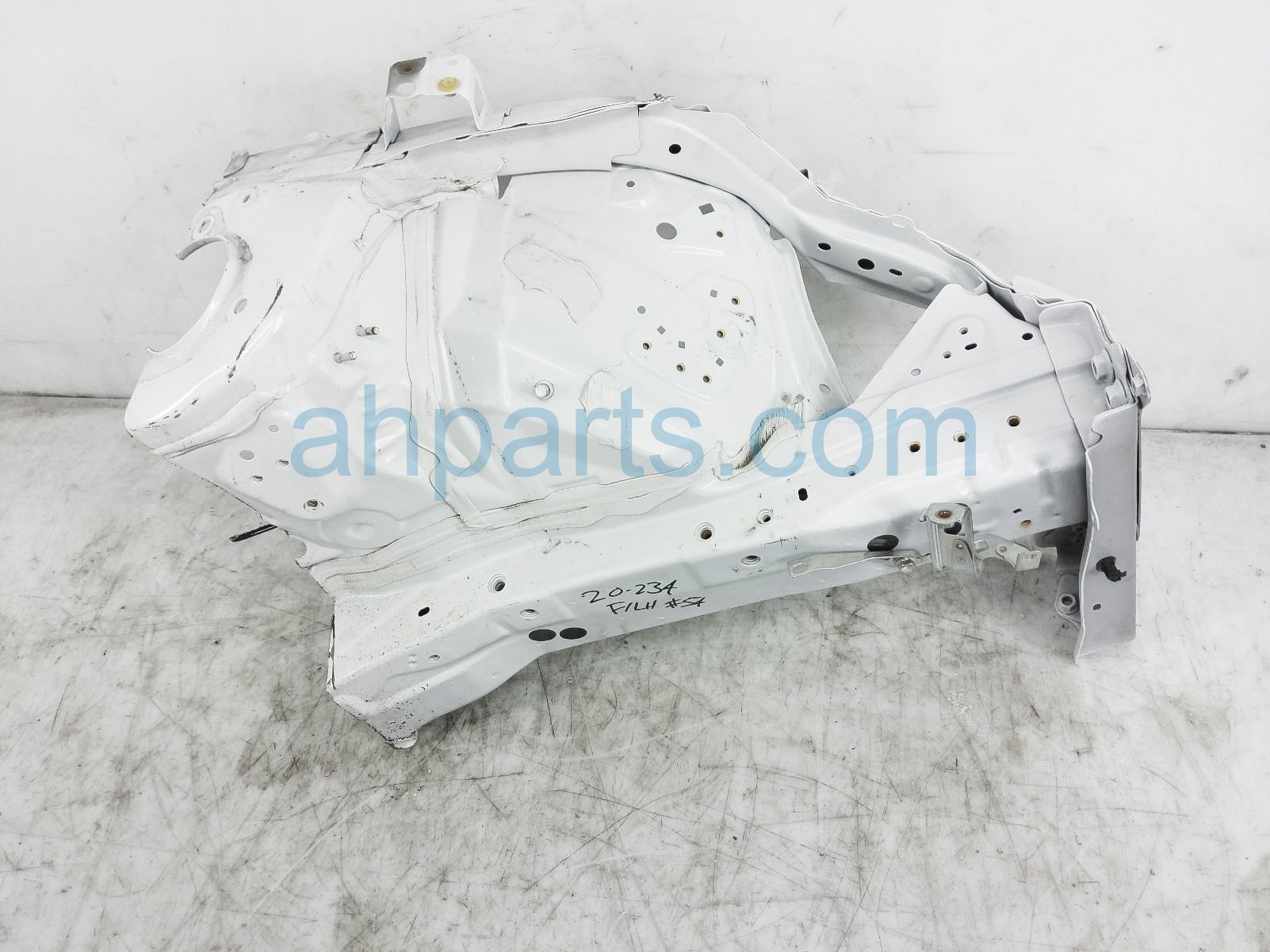 $175 Toyota DRIVER APRON CUT - WHITE $175 Toyota DRIVER APRON CUT - WHITE