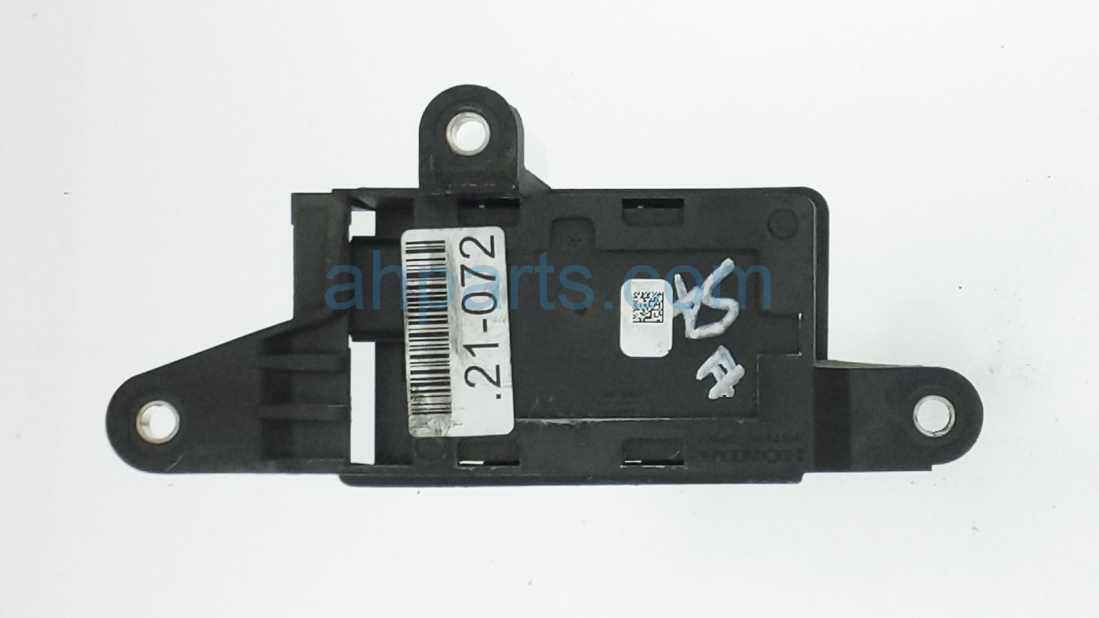 $95 Acura RR/LH BLIND SPOT RADAR ASSY $95 Acura RR/LH BLIND SPOT RADAR ASSY